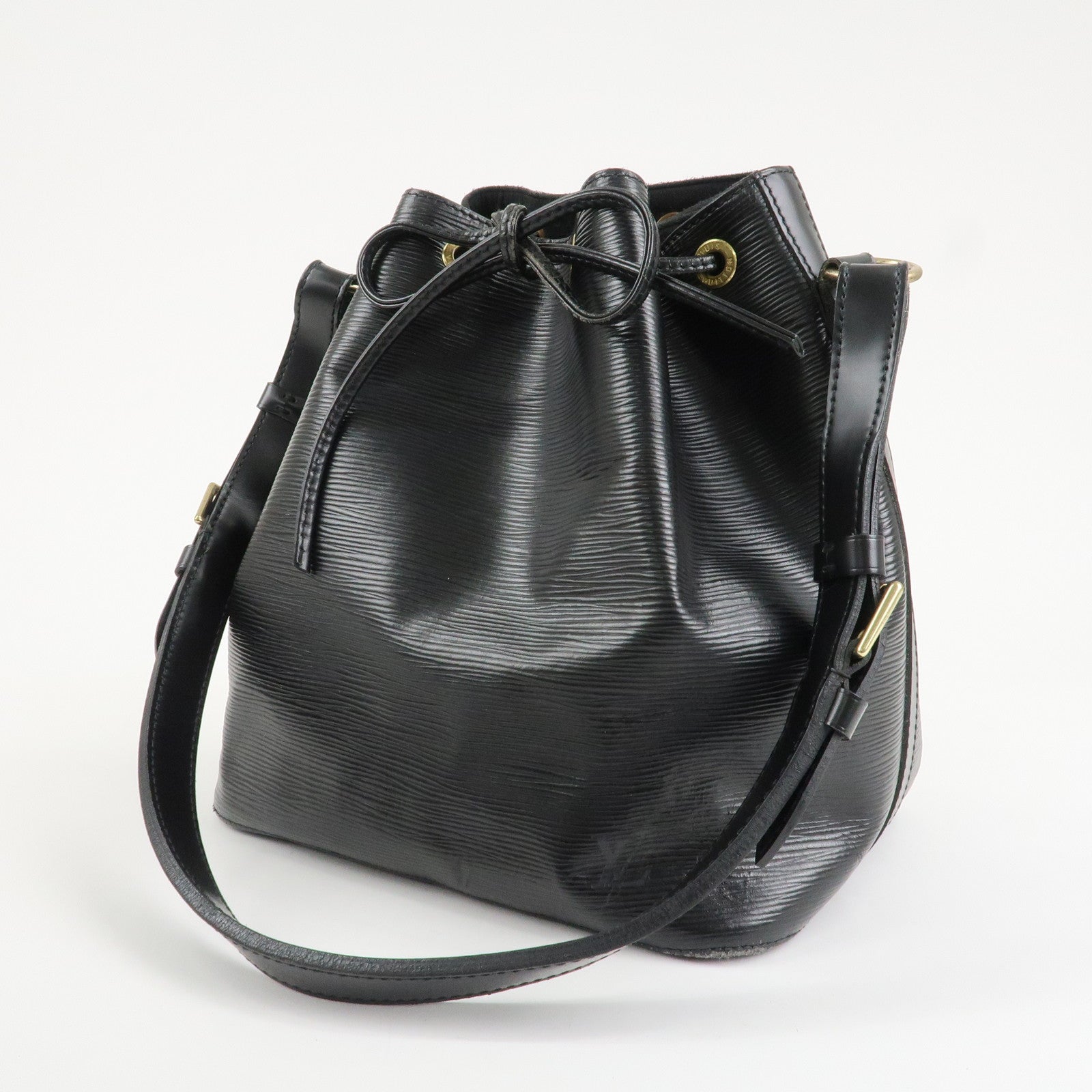 Louis Vuitton Epi Petit Noe Shoulder Bag Noir Black M59012 Used