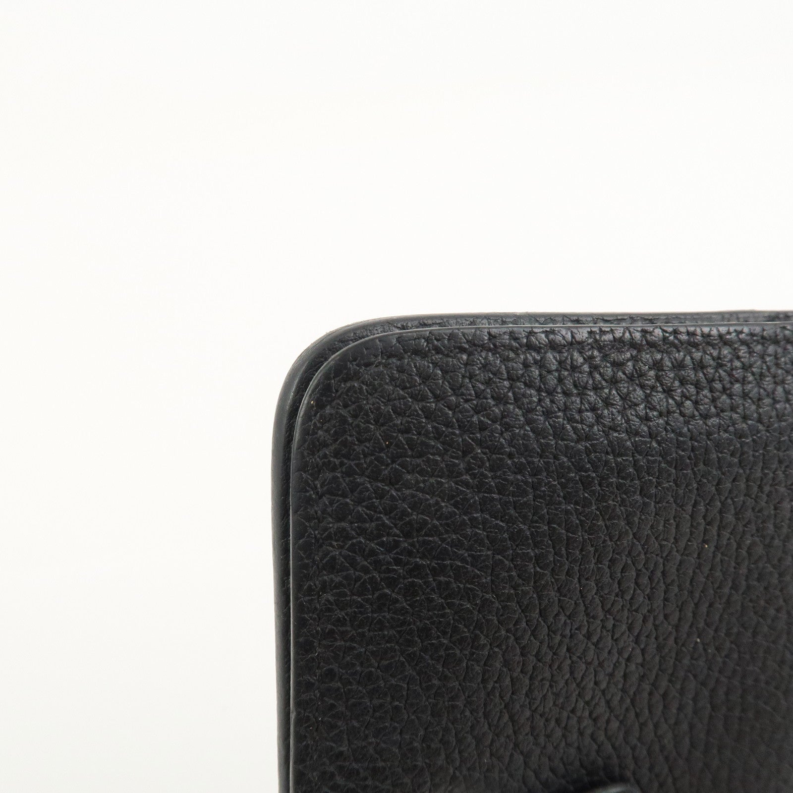HERMES Dogon Togo Leather Compact Wallet Y Stamped Black