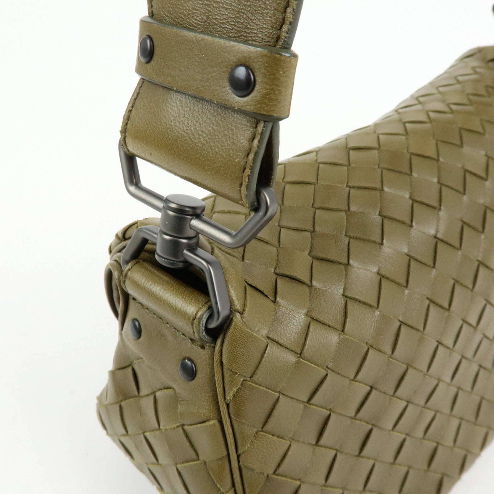 BOTTEGA VENETA Intrecciato Leather Shoulder Bag Khaki 142467