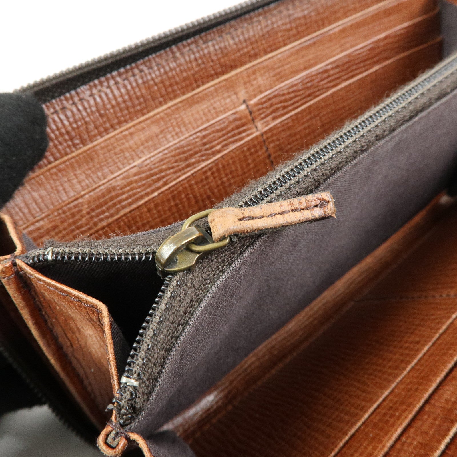 FENDI Zucchino Canvas Leather Round Zippy Long Wallet Brown 8M0024