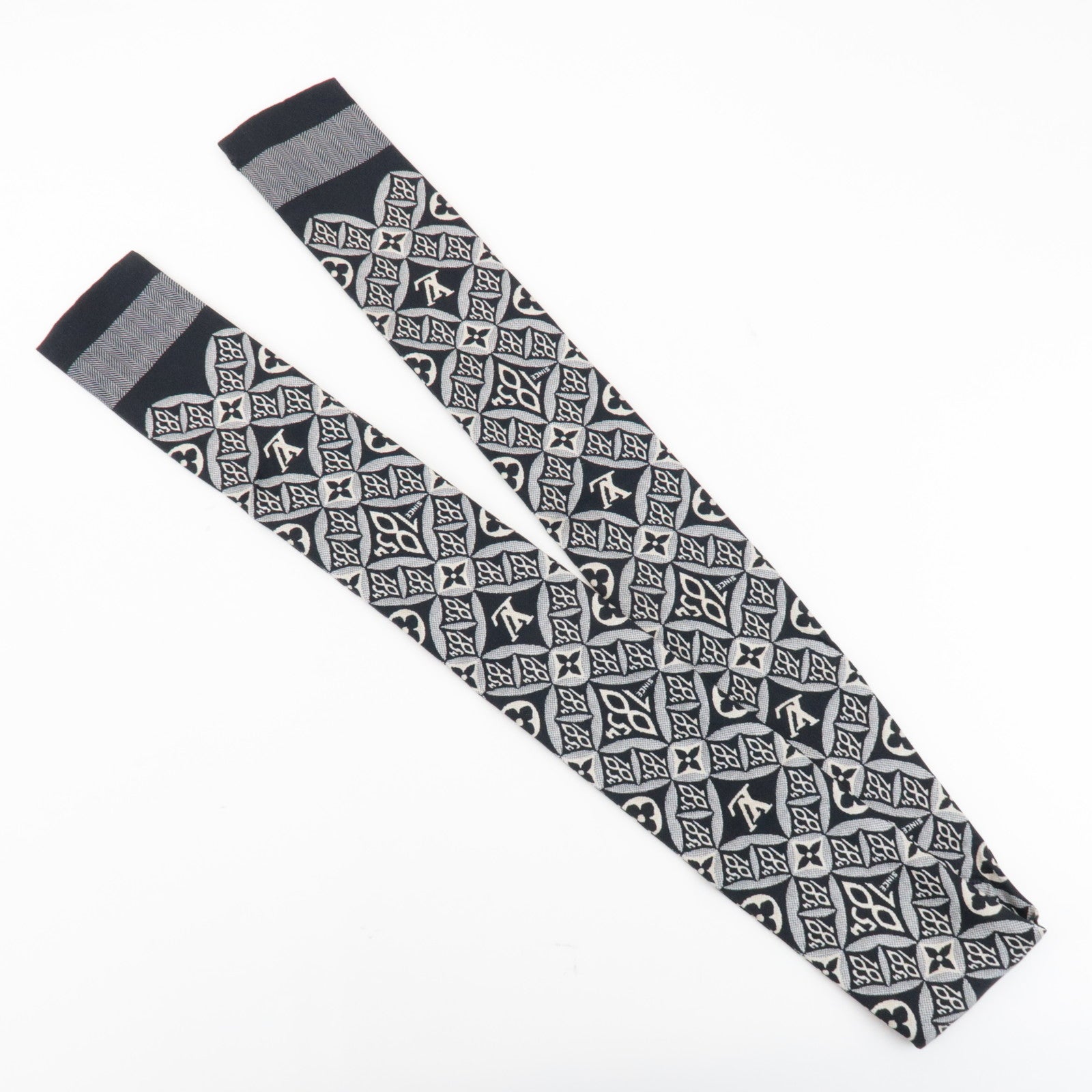 Louis Vuitton Bandeau Since 1854 Silk 100% Scarf Black MP2825