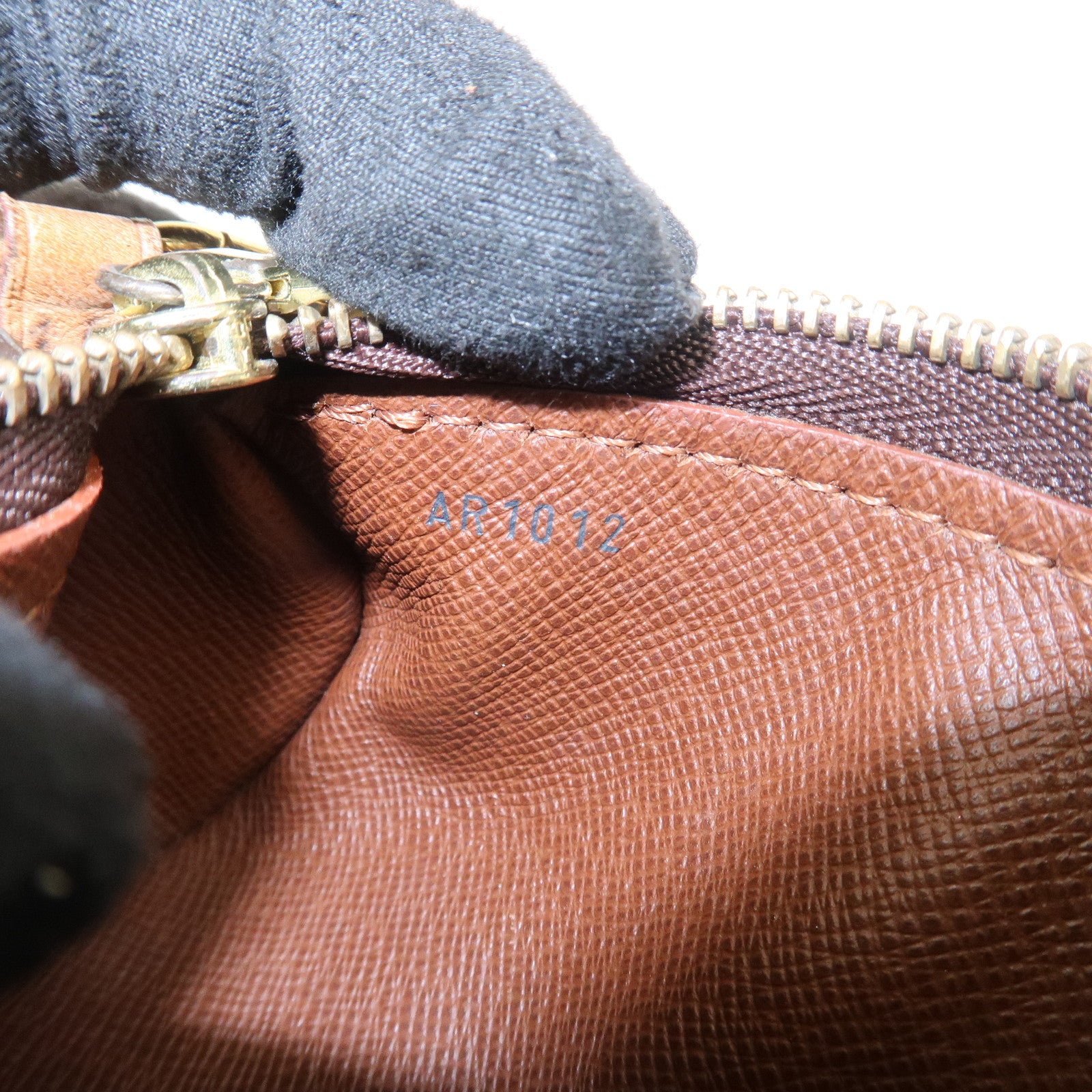 Louis Vuitton Mini Pouch for Papillon Bag New Style Brown