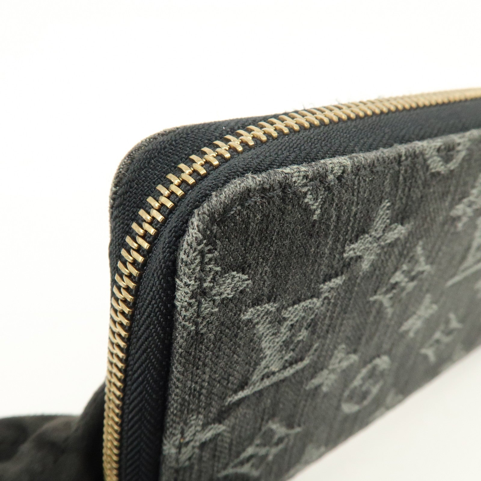 Louis Vuitton Monogram Denim Zippy Long Wallet Noir Black M95614