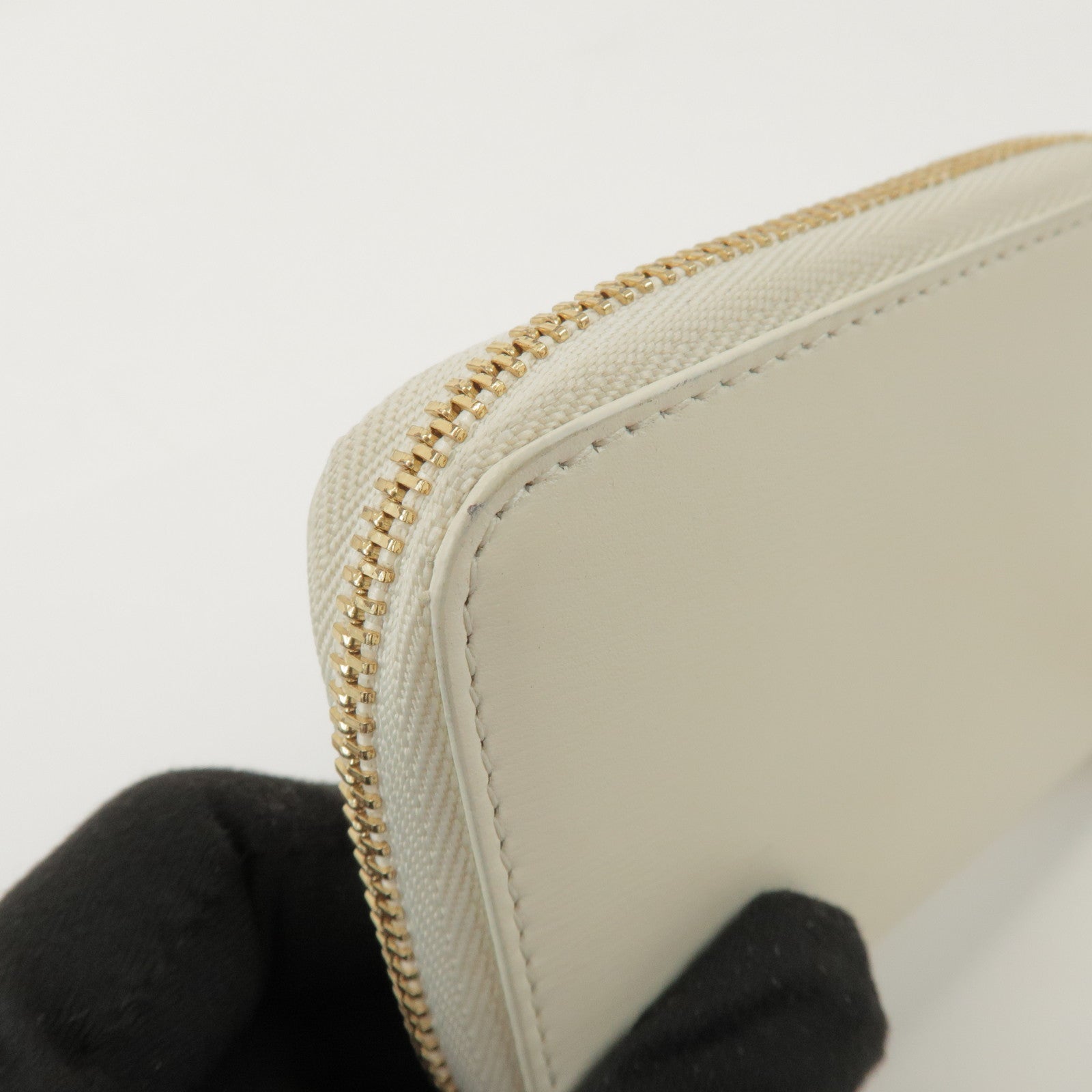 JIL SANDER Logo Leather Round Zippy Coin Case Coin Wallet Ivory