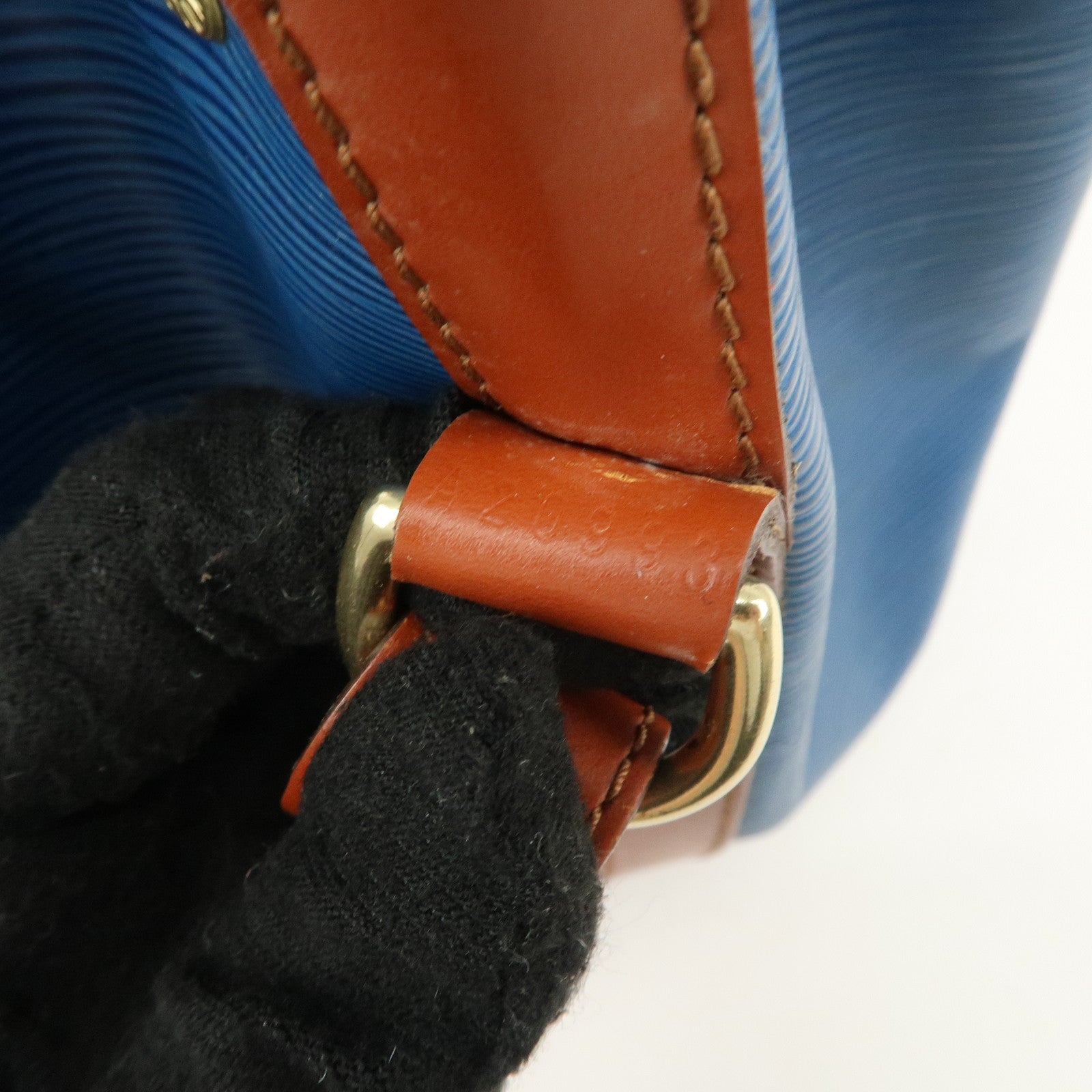 Louis Vuitton Epi Petit Noe Shoulder Bag Bi-Color Blue Kenya Brown Used