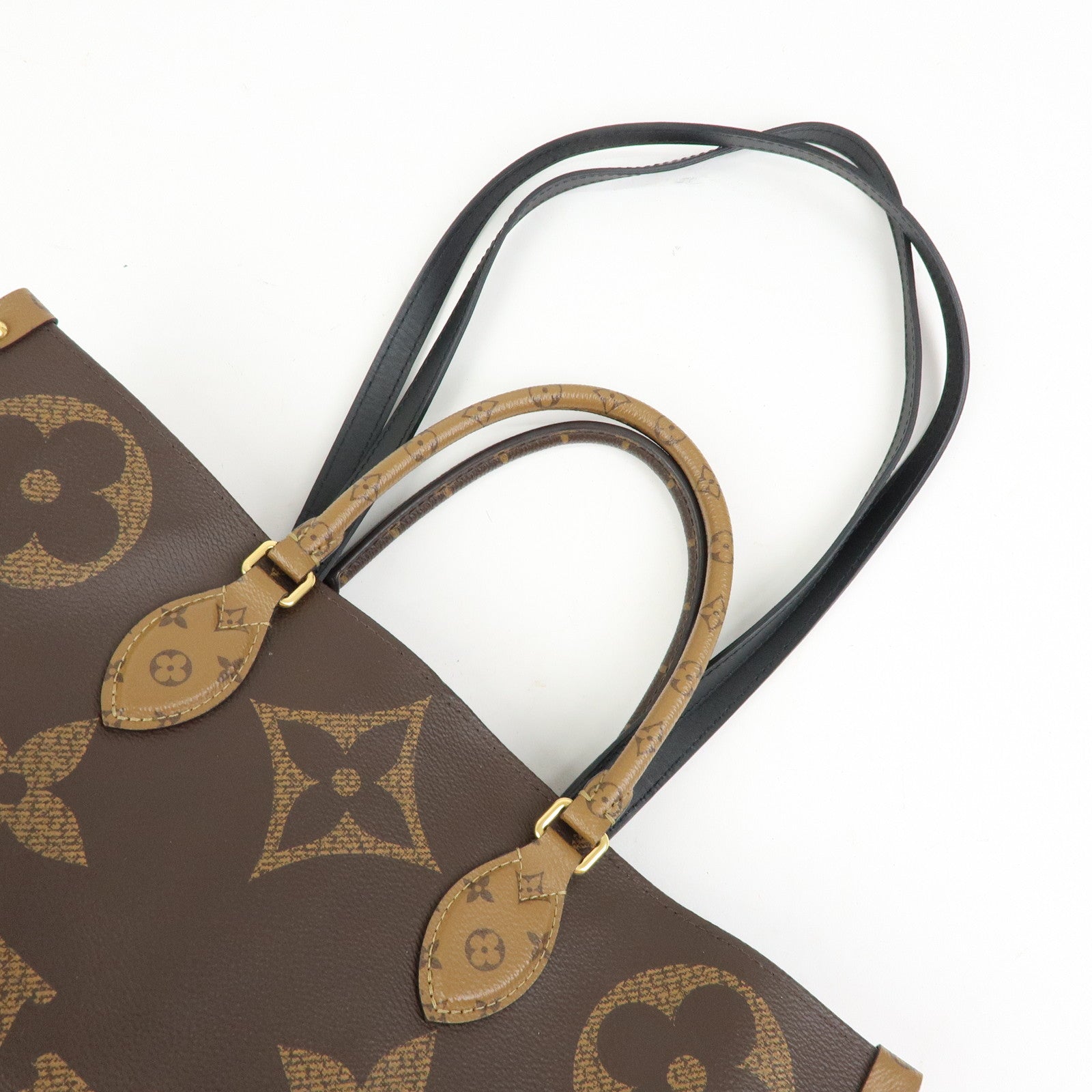 Louis Vuitton Monogram Giant On The Go GM Leather Hand Bag M45320