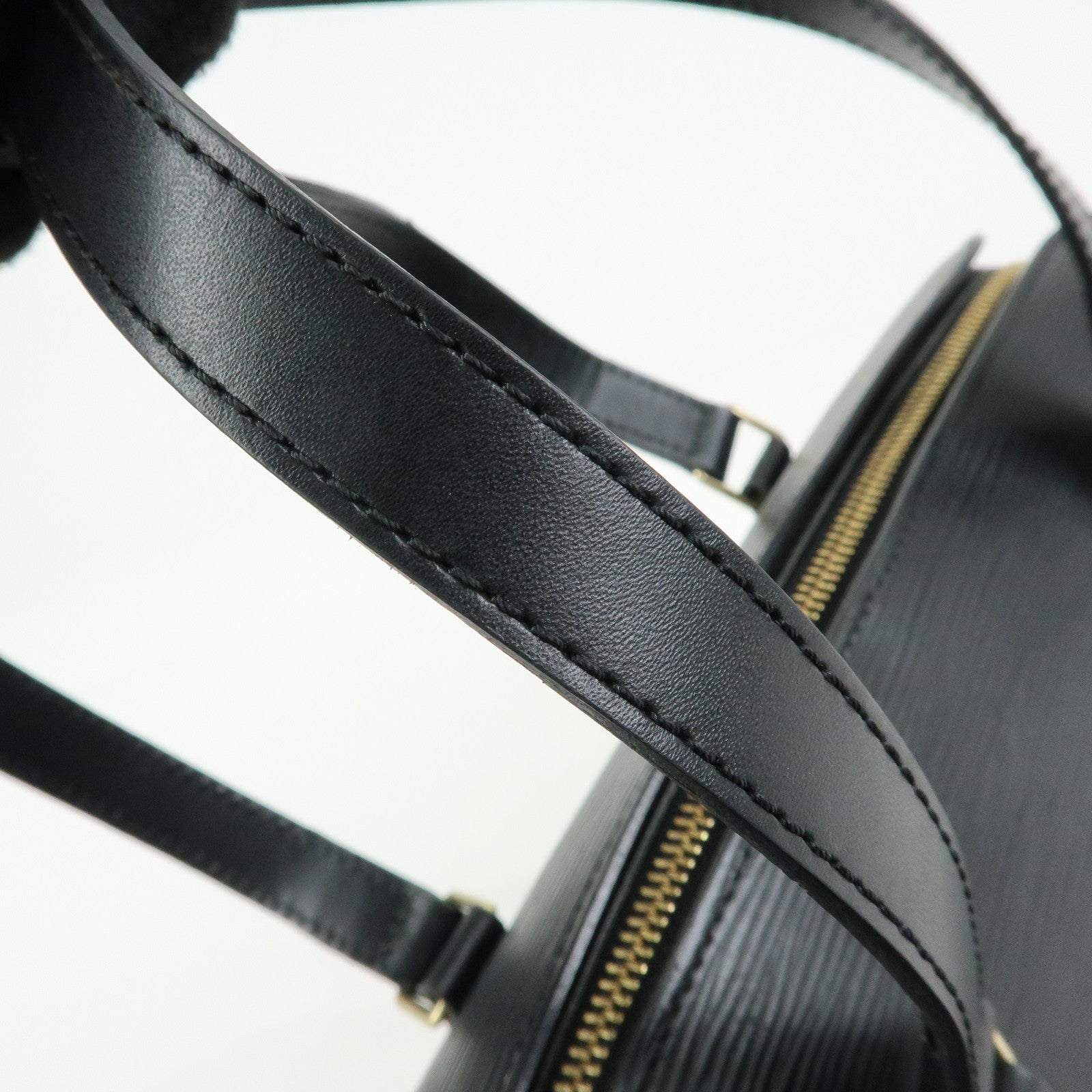 Louis Vuitton Epi Soufflot Leather Shoulder Hand Bag Noir M52222