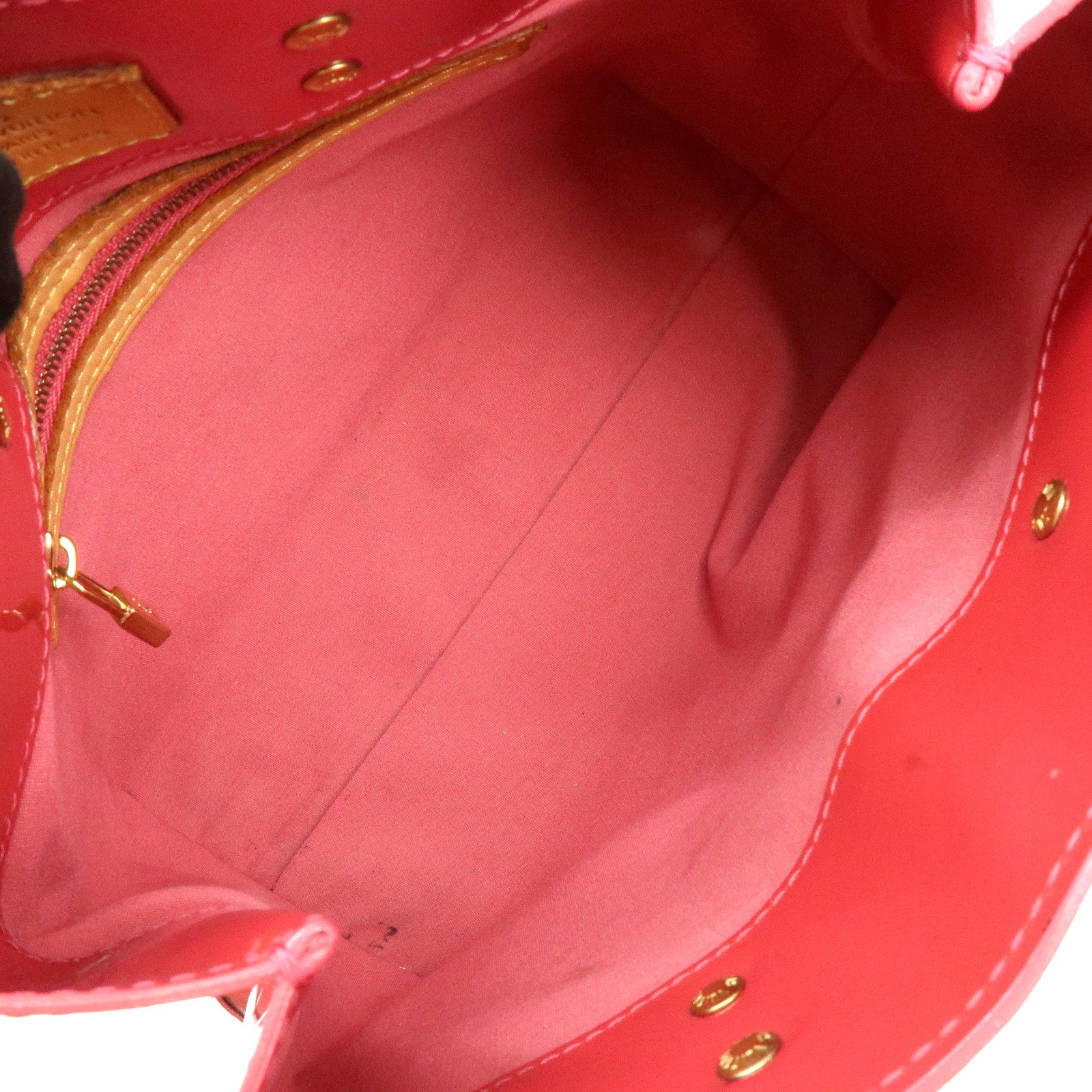 Louis Vuitton Monogram Vernis Reade PM Hand Bag Framboise M9132F