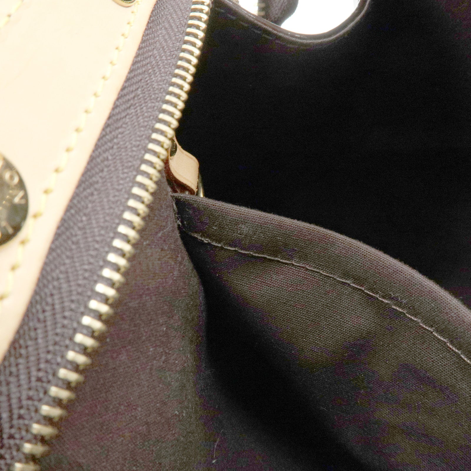 Louis Vuitton Brea PM Monogram Vernis Leather 2 Way Bag M91622