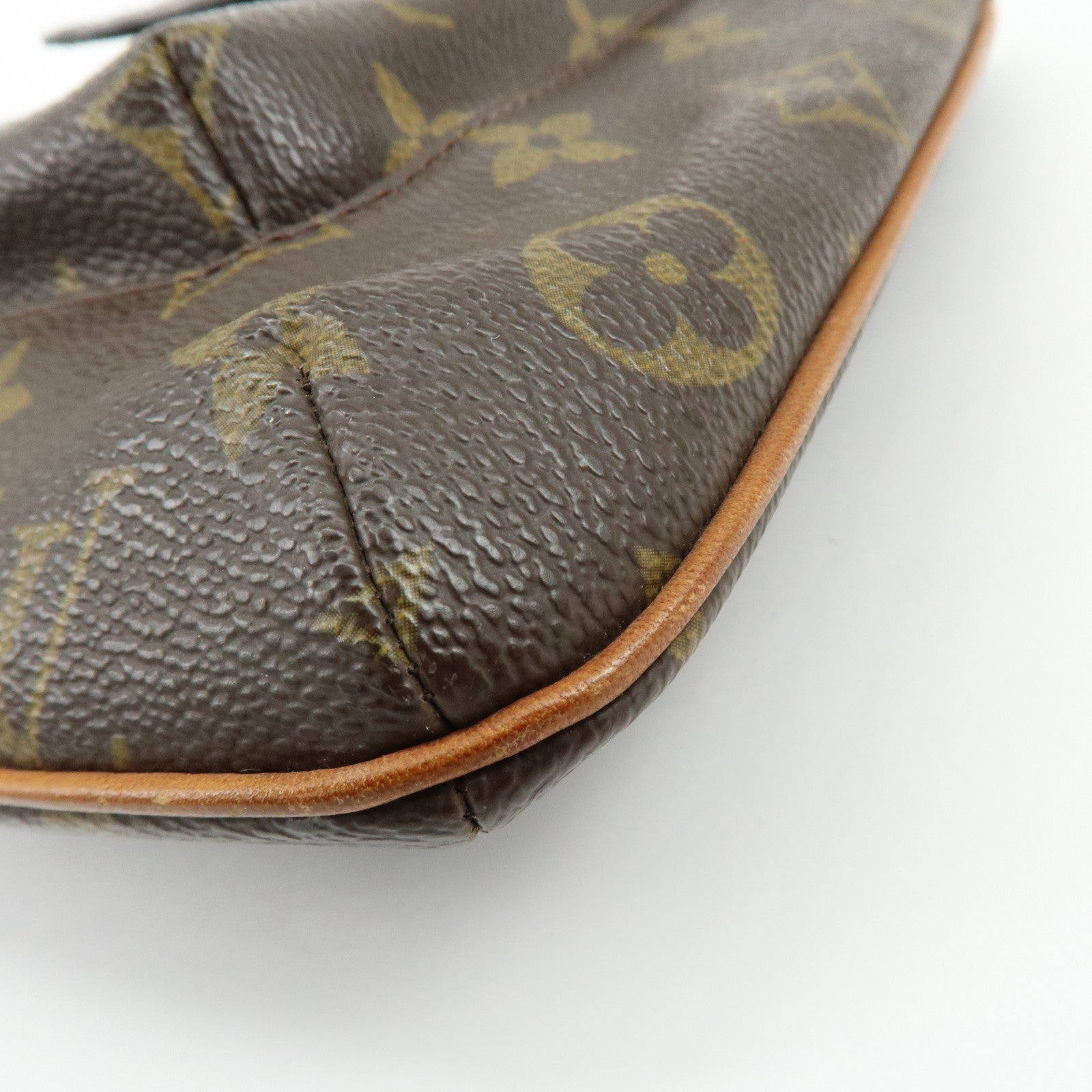 Louis Vuitton Monogram Partition Pouch Wristlet Bag Brown M51901
