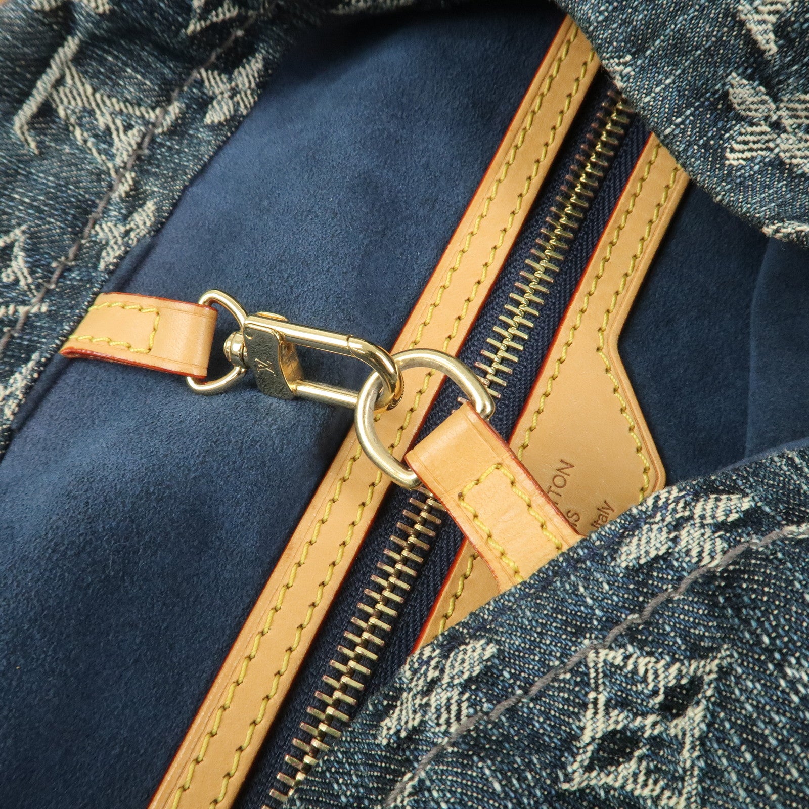 Louis Vuitton Monogram Denim Daily GM Shoulder Bag Gris Bleu M40493