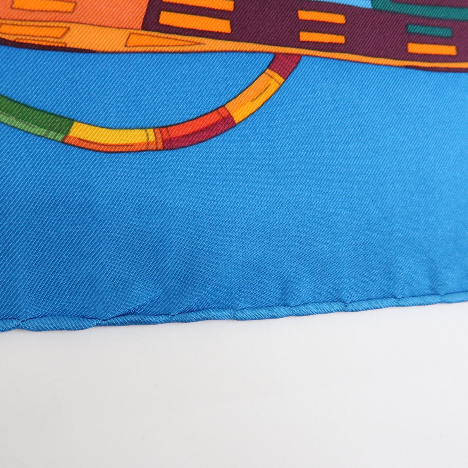 HERMES Carre 90 Silk 100% Scarf VOYAGE EN ETOFFES Blue Orange Pink
