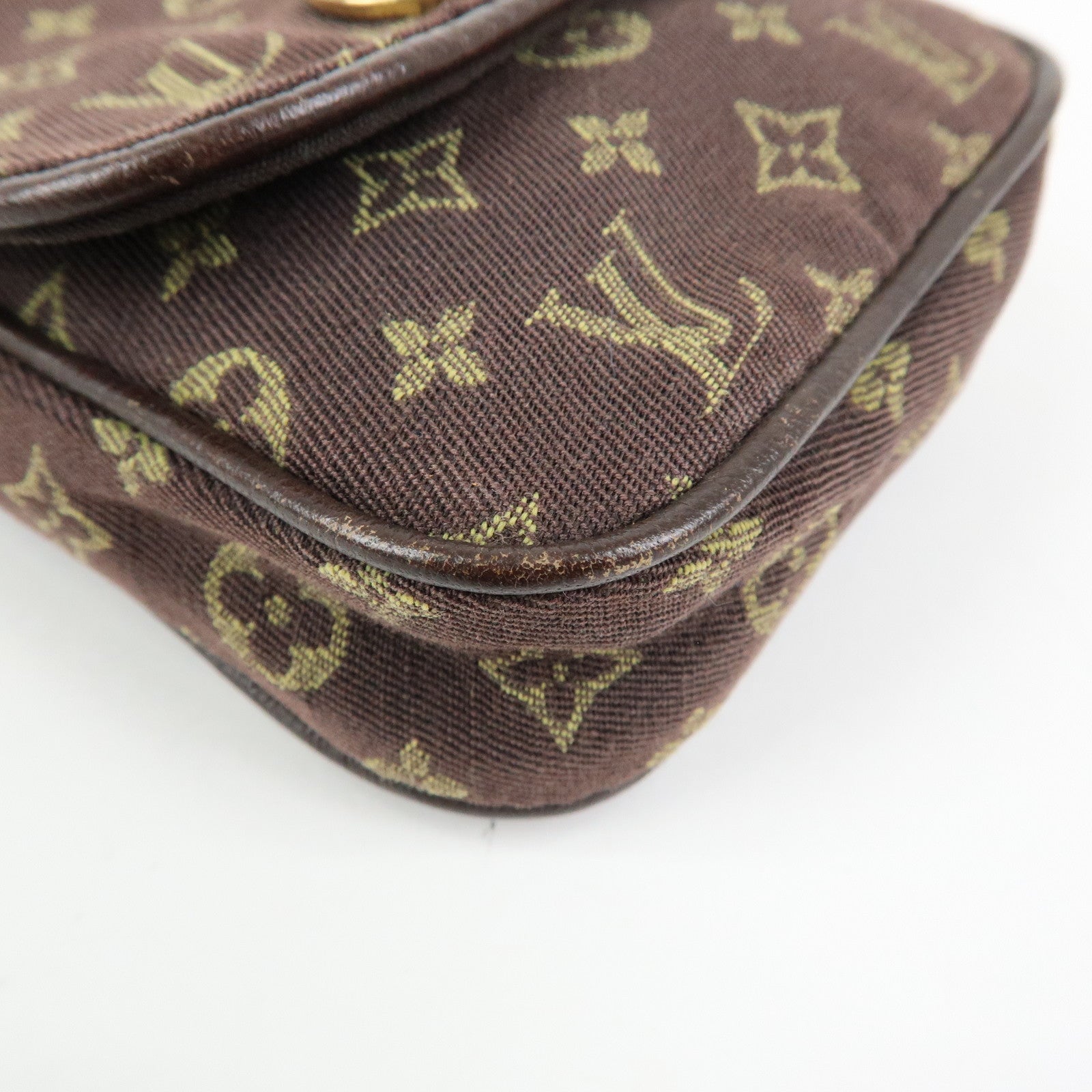 Louis Vuitton Monogram Mini Lin Pochette Cancun Ebene M95313