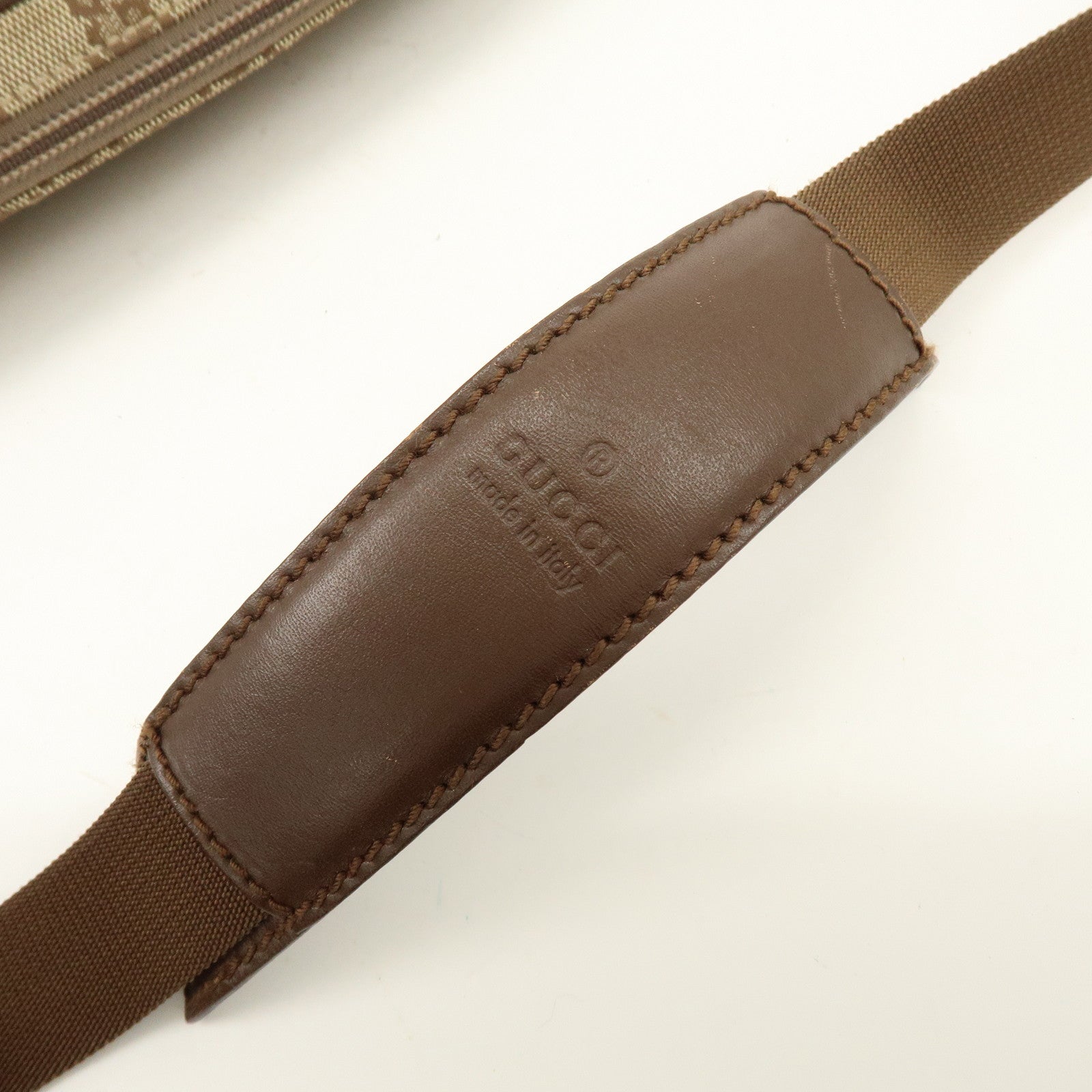 GUCCI GG Canvas Leather Shoulder Bag Crossbody Bag Brown 92551