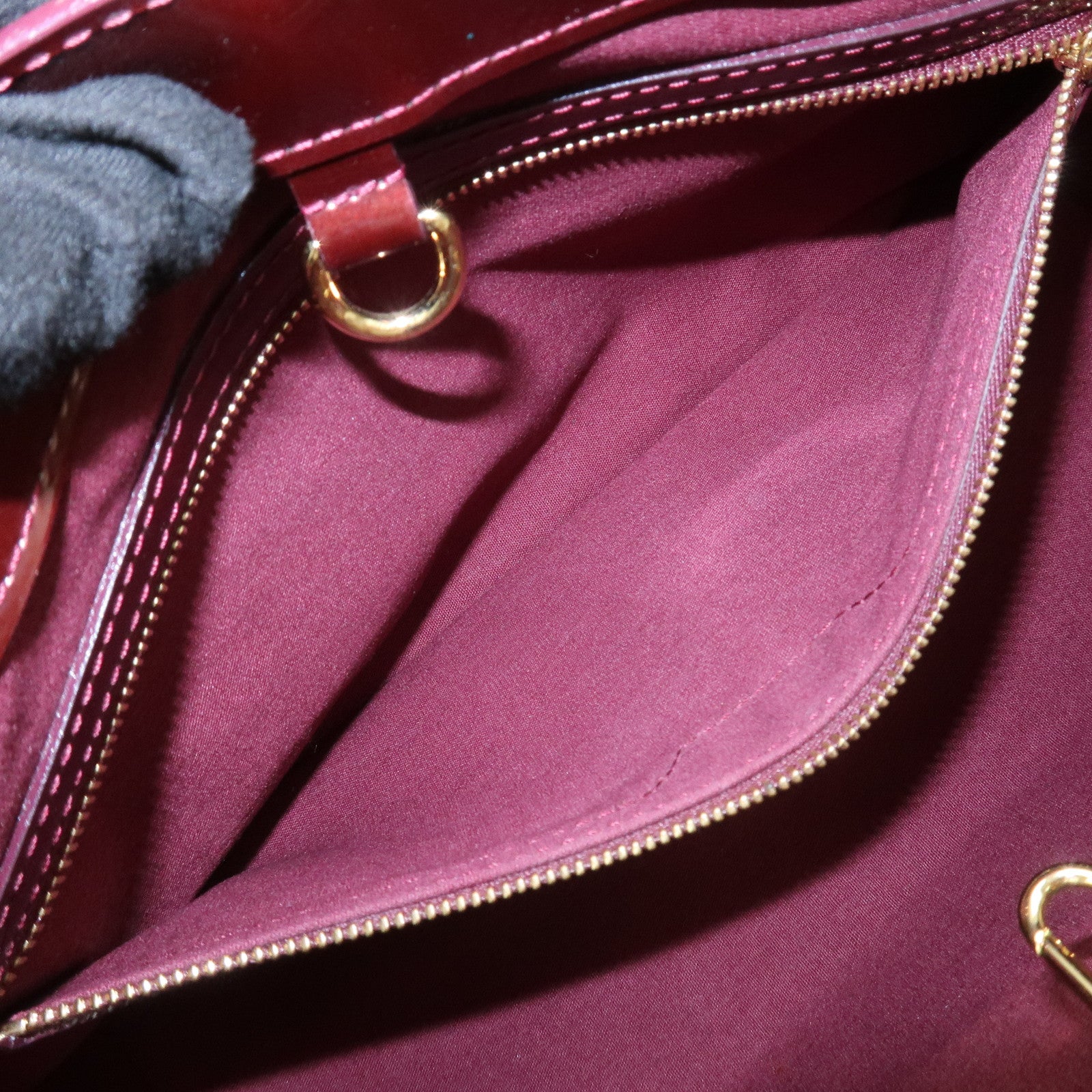 Louis Vuitton Monogram Vernis Wilshire PM Rouge Faurviste M91644
