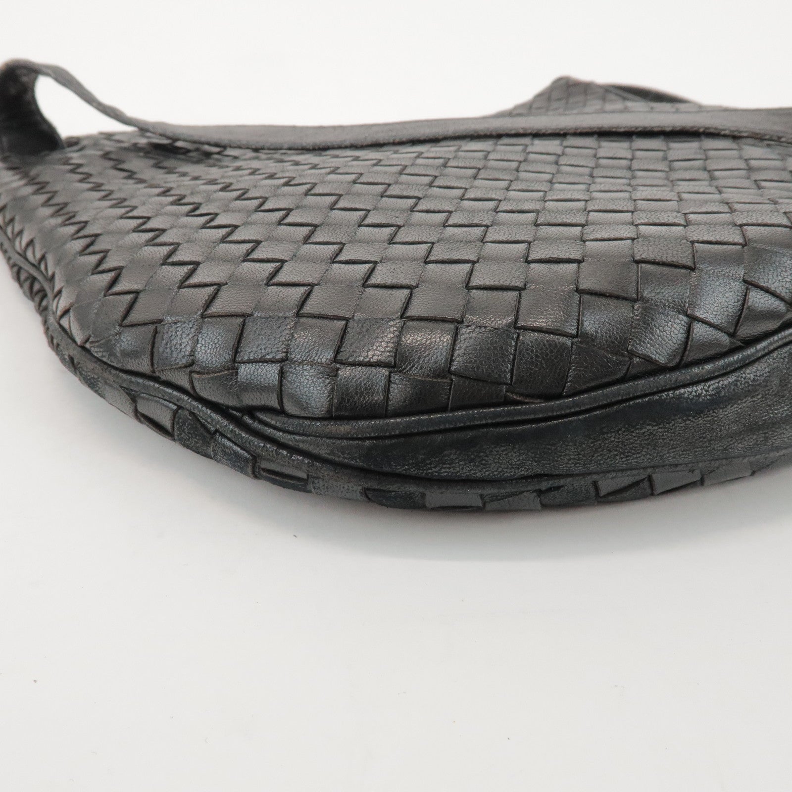 BOTTEGA VENETA Intrecciato Leather Shoulder Bag Black 105001