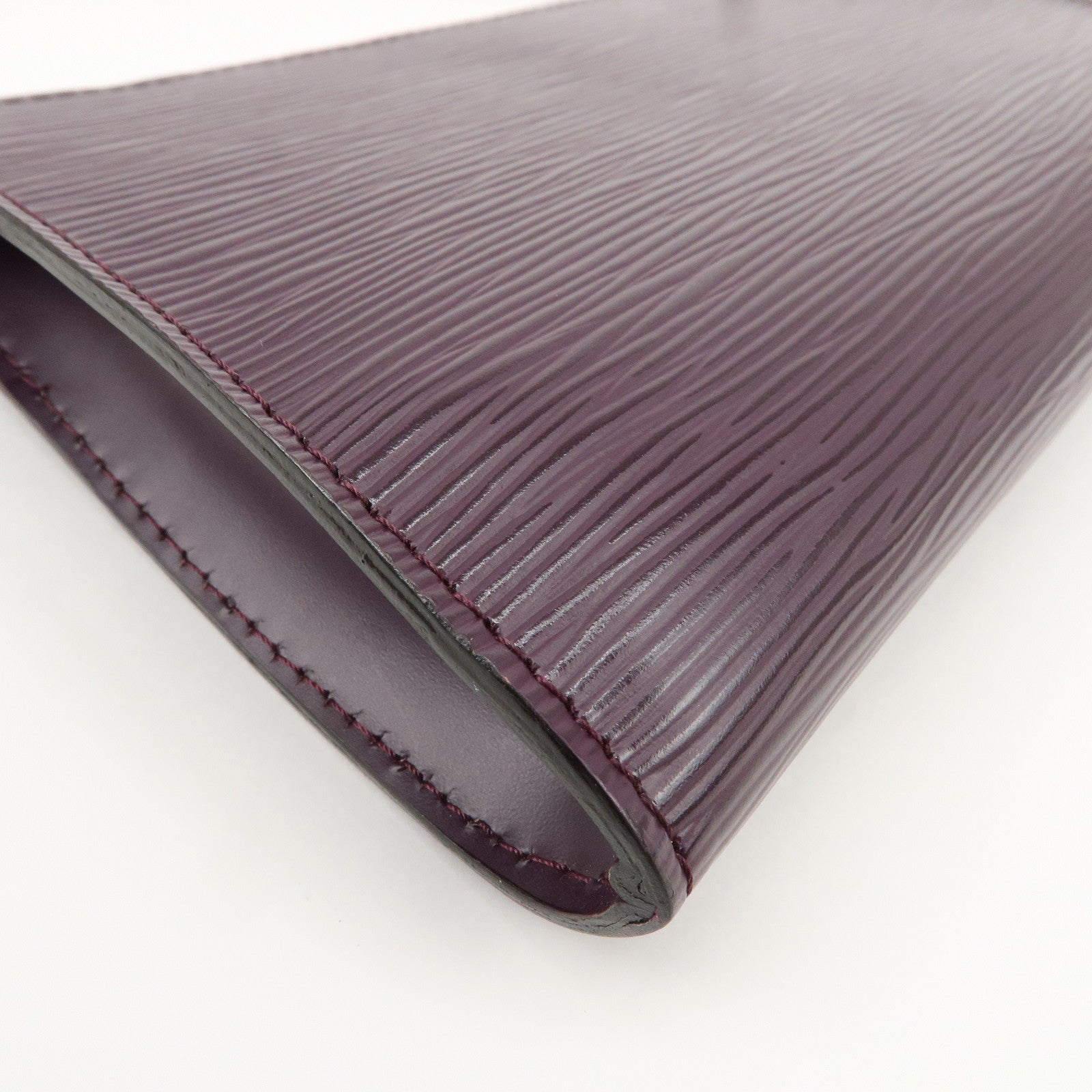 Louis Vuitton Epi Leather Pochette Accessoires Cassis M5298K