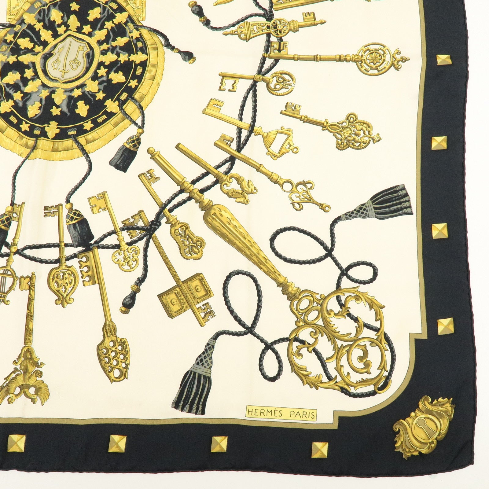 HERMES Carre 90 Silk 100% Scarf LES CLES THE KEYS RARE Black White