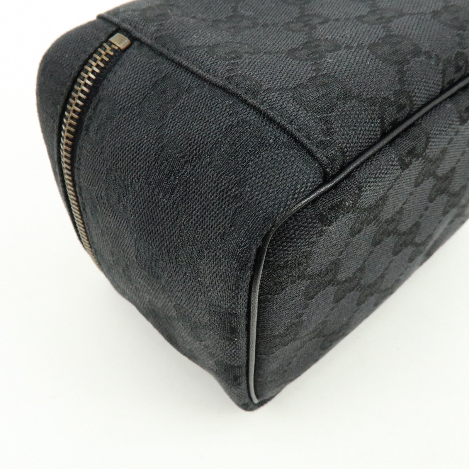 GUCCI GG Canvas Leather Vanity Case Cosmetic Pouch Black 106646