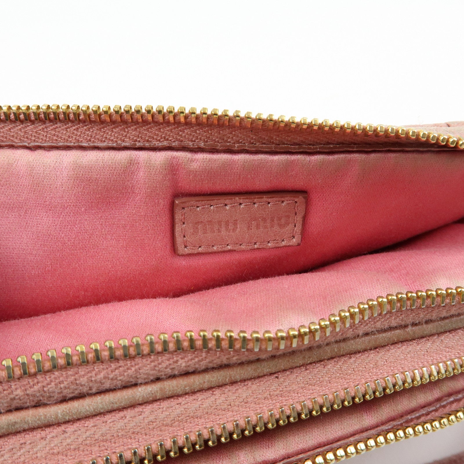 MIU MIU Matelasse Leather Hand Bag Accessory Pouch Pink