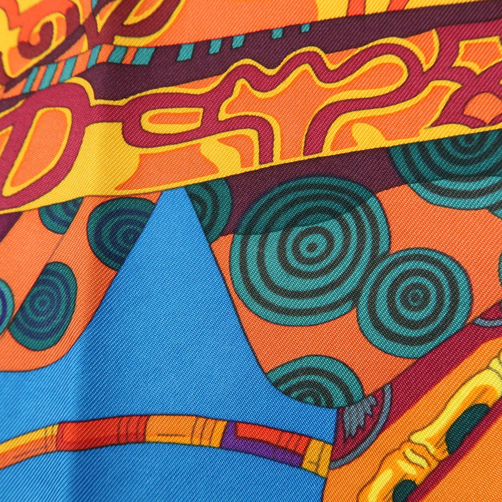 HERMES Carre 90 Silk 100% Scarf VOYAGE EN ETOFFES Blue Orange Pink