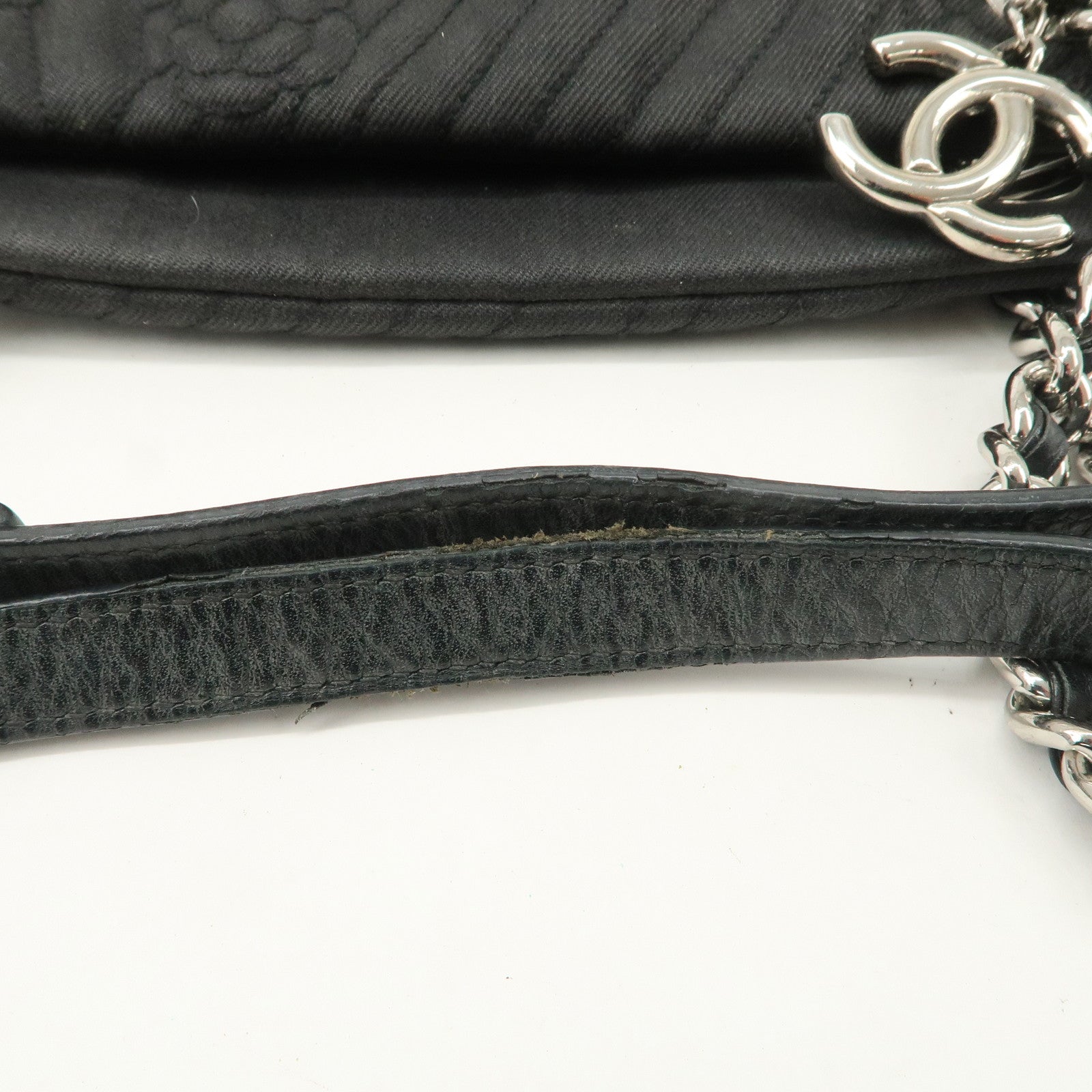 CHANEL Camelia Denim Chain Shoulder Bag Black A66903 Used