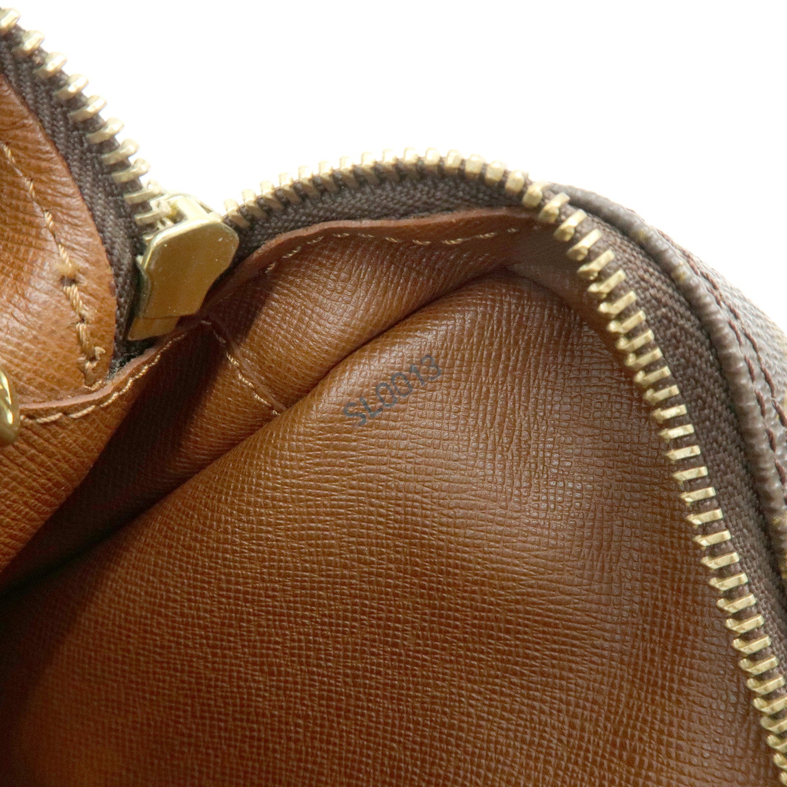 Louis Vuitton Monogram Trocadero 27 Crossbody Bag M51274