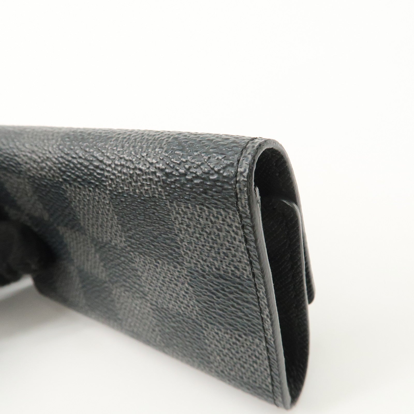 Louis Vuitton Damier Graphite Multicle 6 Key Case Gray N62662 Used