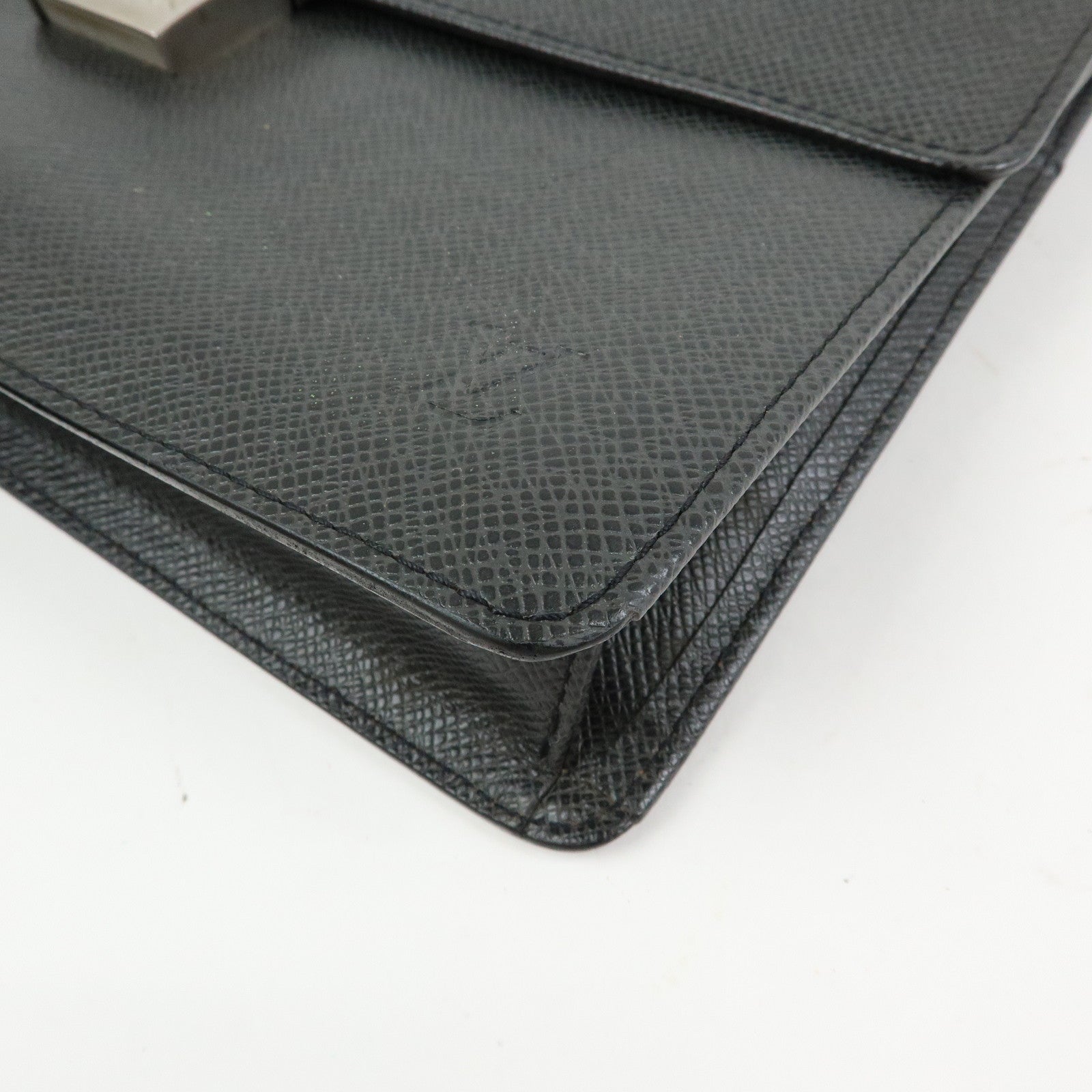 Louis Vuitton Taiga Leather Selenga Clutch Bag Ardoise M30782 Authentic Used F/S
