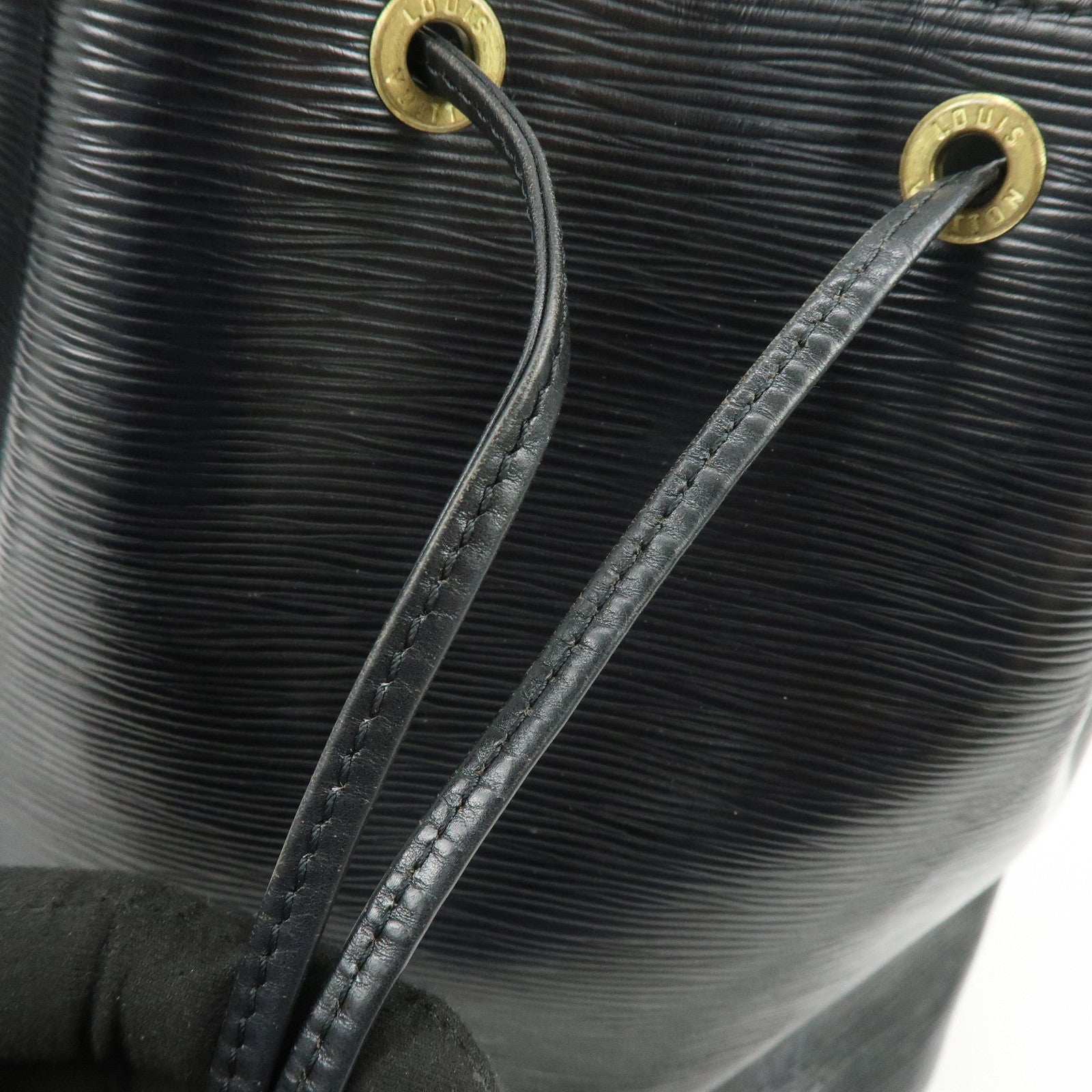 Louis Vuitton Epi Petit Noe Shoulder Bag Hand Bag Noir Black M59012
