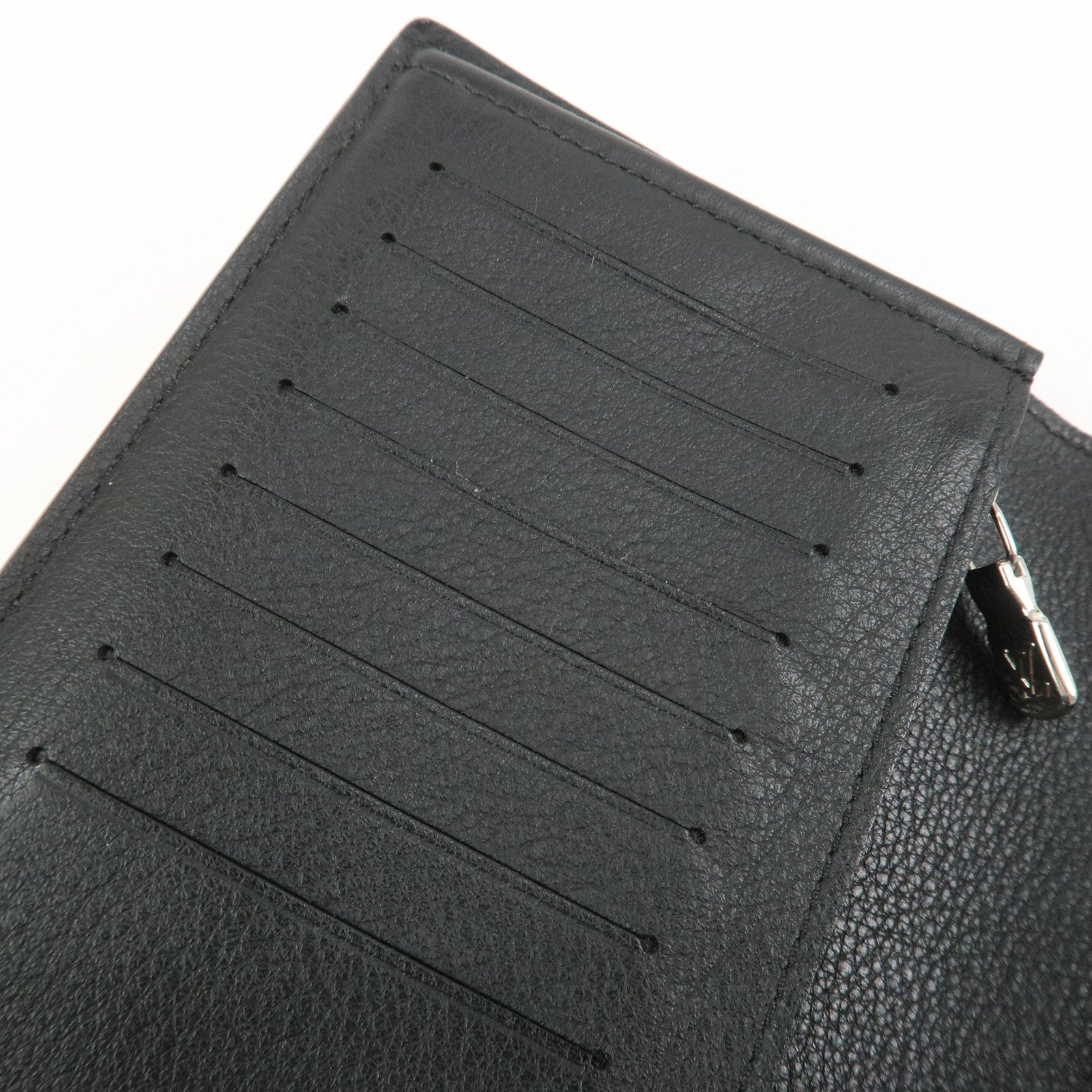 Louis Vuitton Taurillon Leather Portefeuille Brazza Wallet M58192