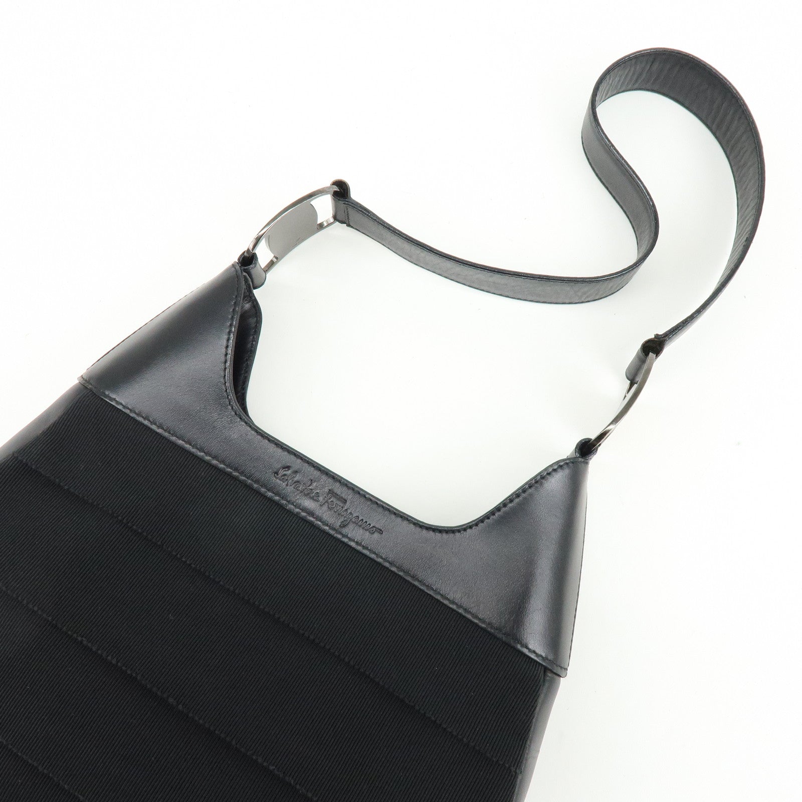 Ferragamo Vara Canvas Leather Shoulder Bag Hand Bag Black