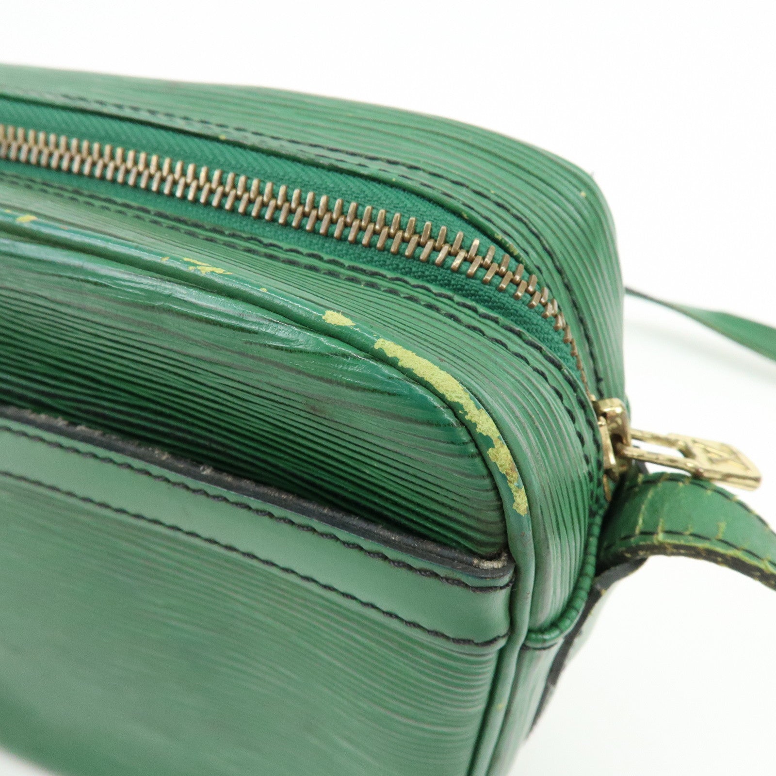 Louis Vuitton Epi Jeune Fille Shoulder Bag Borneo Green M52154