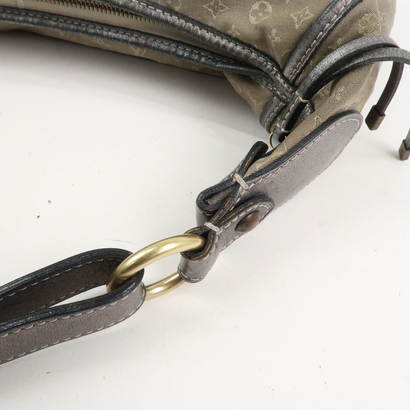 Louis Vuitton Monogram Mini Lin Manon MM ShoulderBag Platine M95618