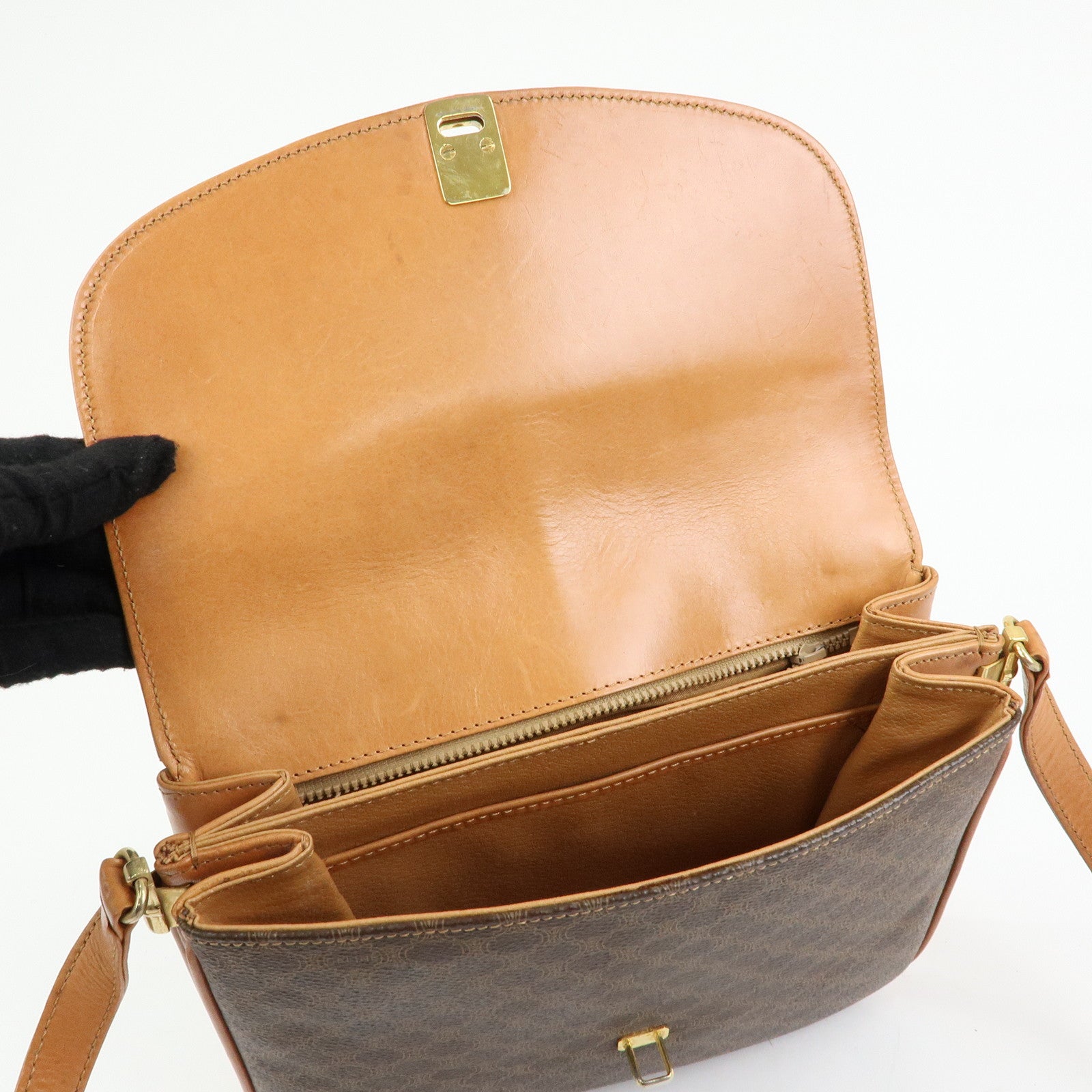 CELINE Shoulder Bag