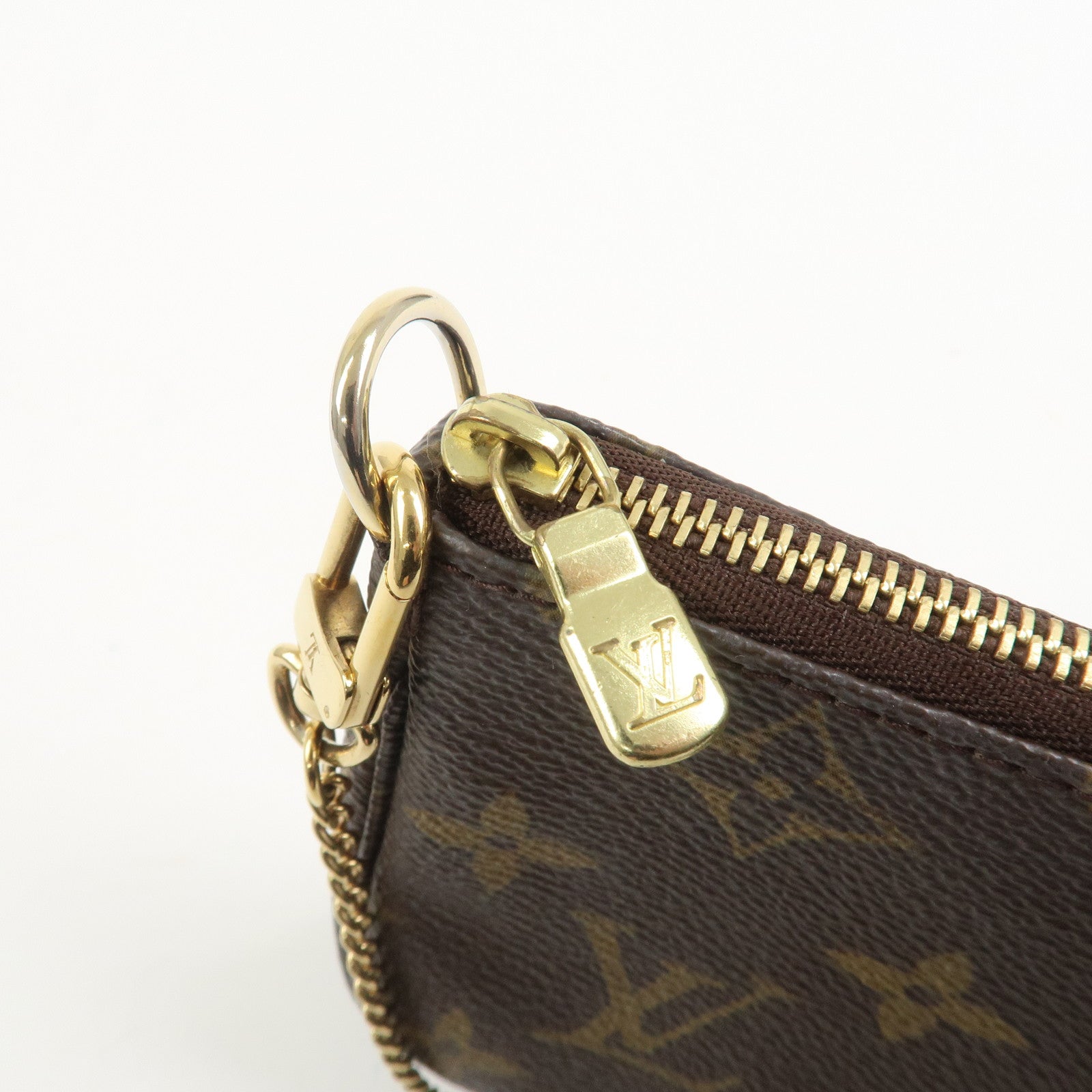 Louis Vuitton Monogram Mini Pochette Accessoires Hand Bag M58009
