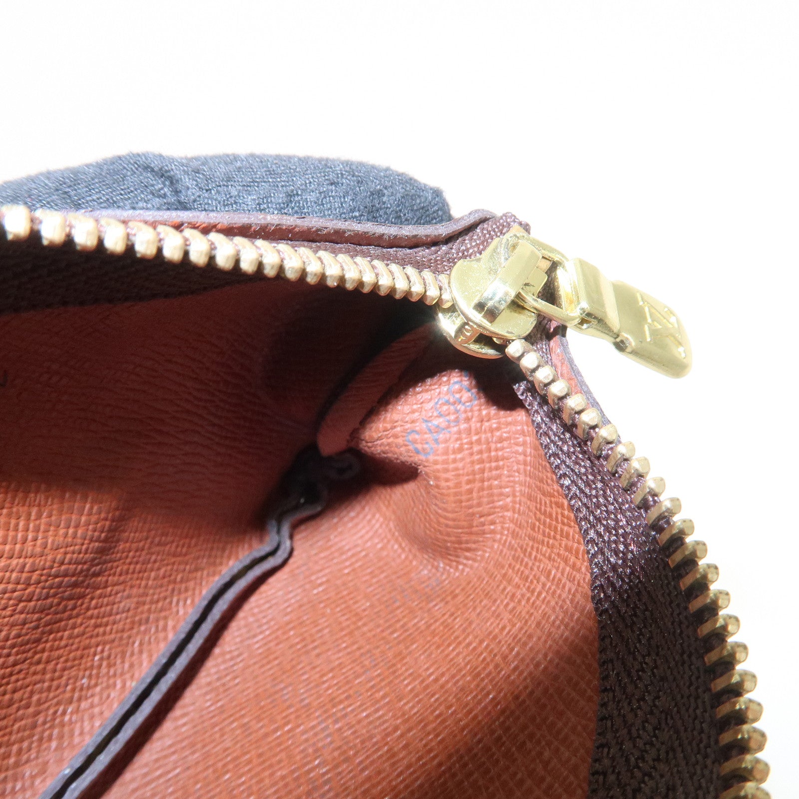 Louis Vuitton Monogram Pochette Cles Coin Case Key Case M62650