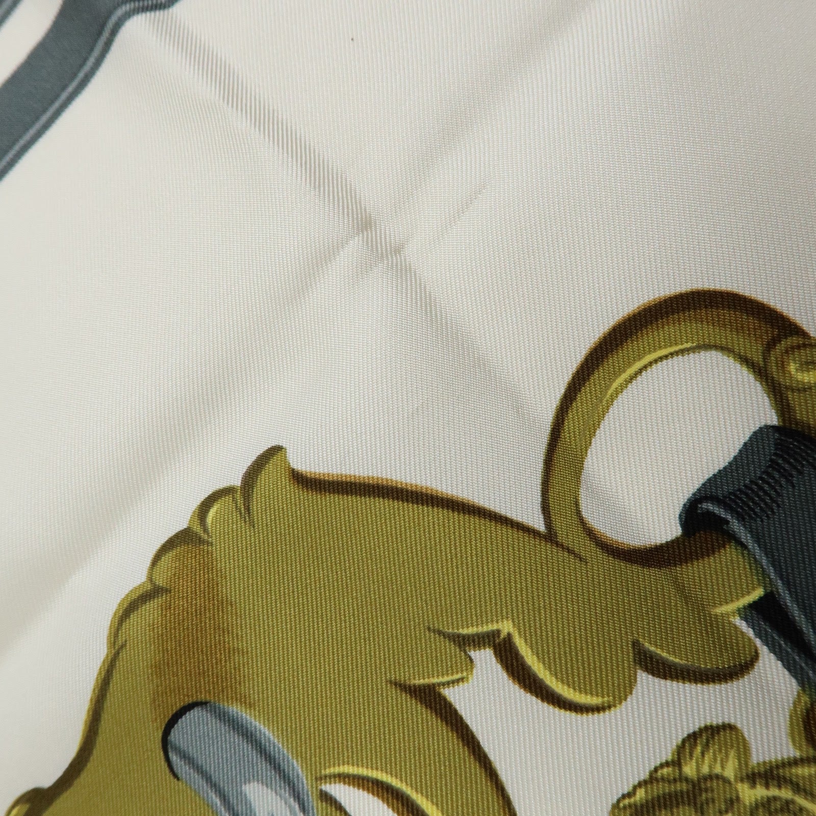 HERMES Carre 90 Silk 100% BRIDES DE GALA Scarf Light Pink White