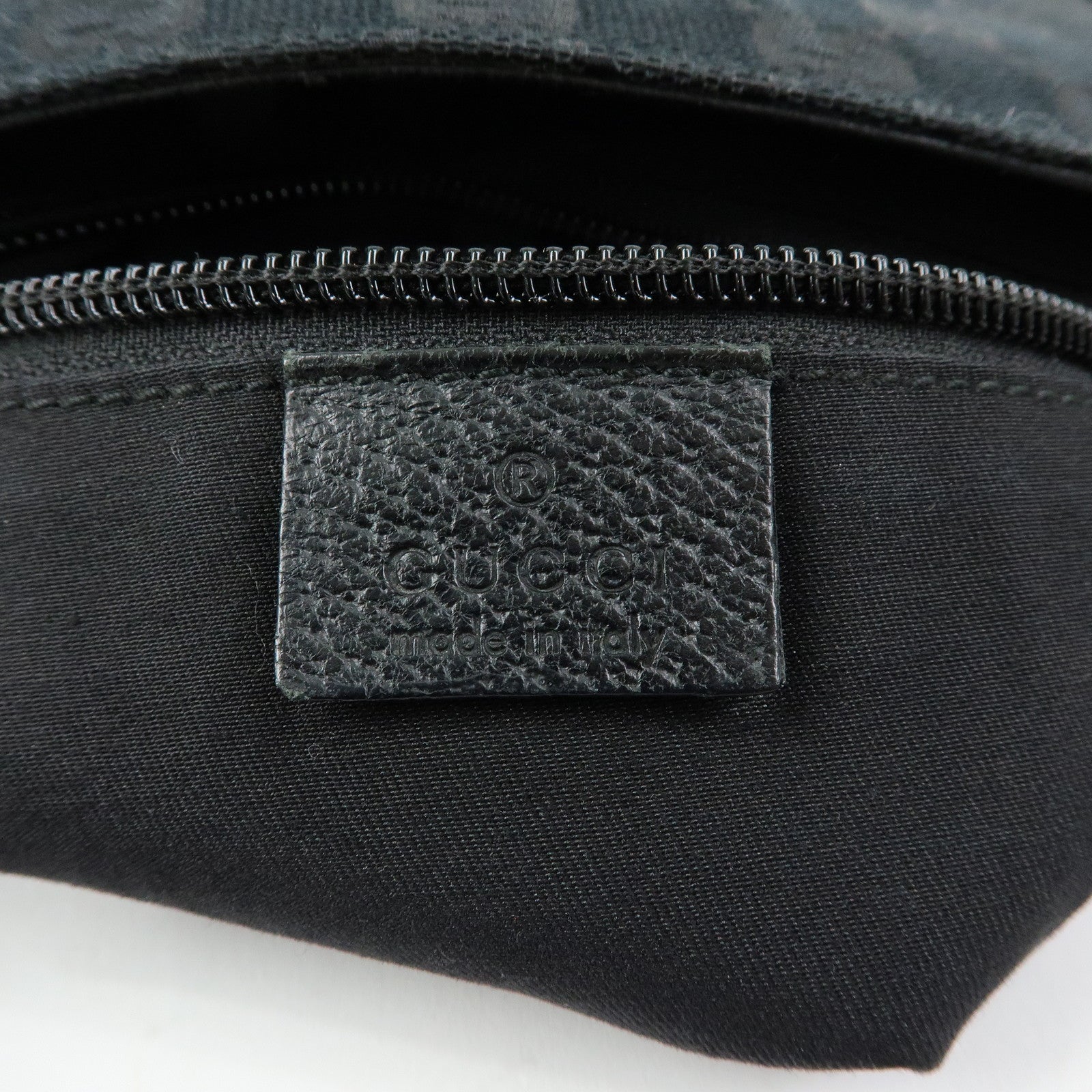 GUCCI GG Canvas Leather Shoulder Crossbody Bag Black 122793