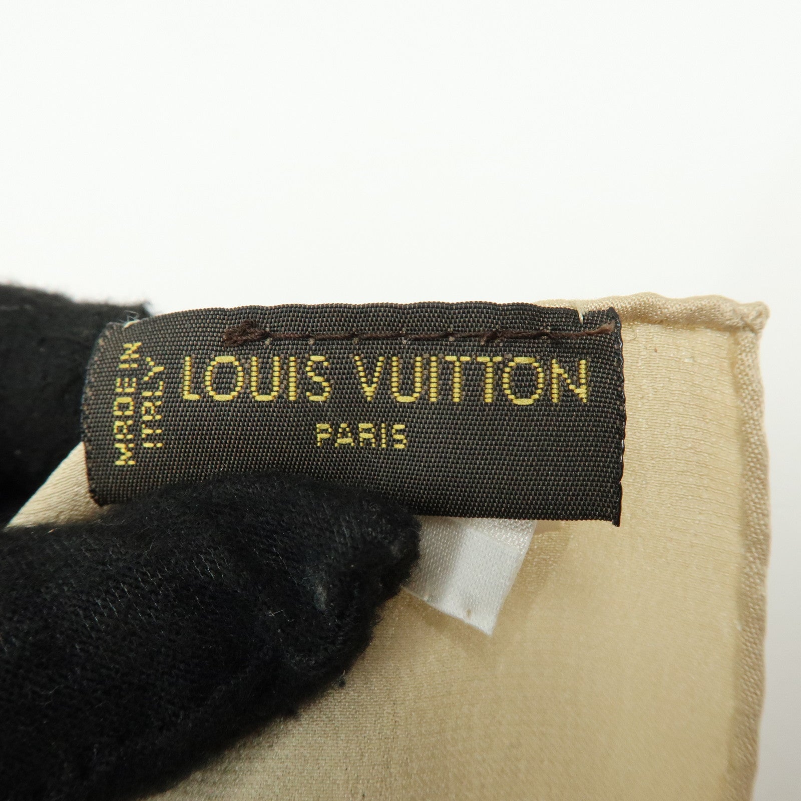 Louis Vuitton Monogram Silk 100% Scarf Beige