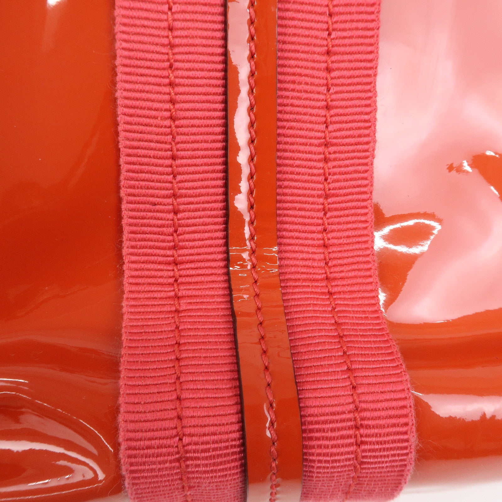 Ferragamo Vara Patent Leather Shoulder Bag Orange