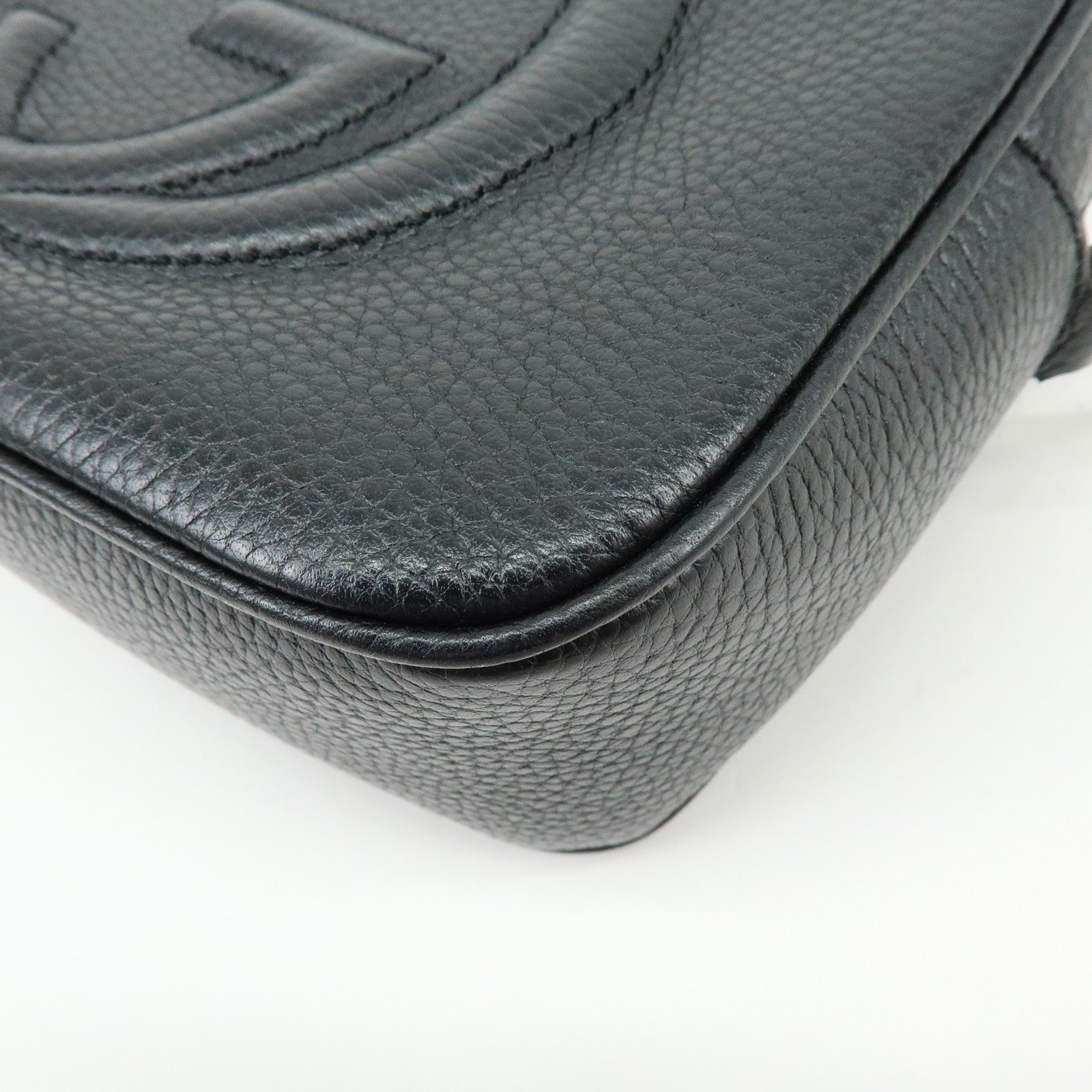 GUCCI SOHO Leather Small Disco Shoulder Crossbody Bag Black 722319