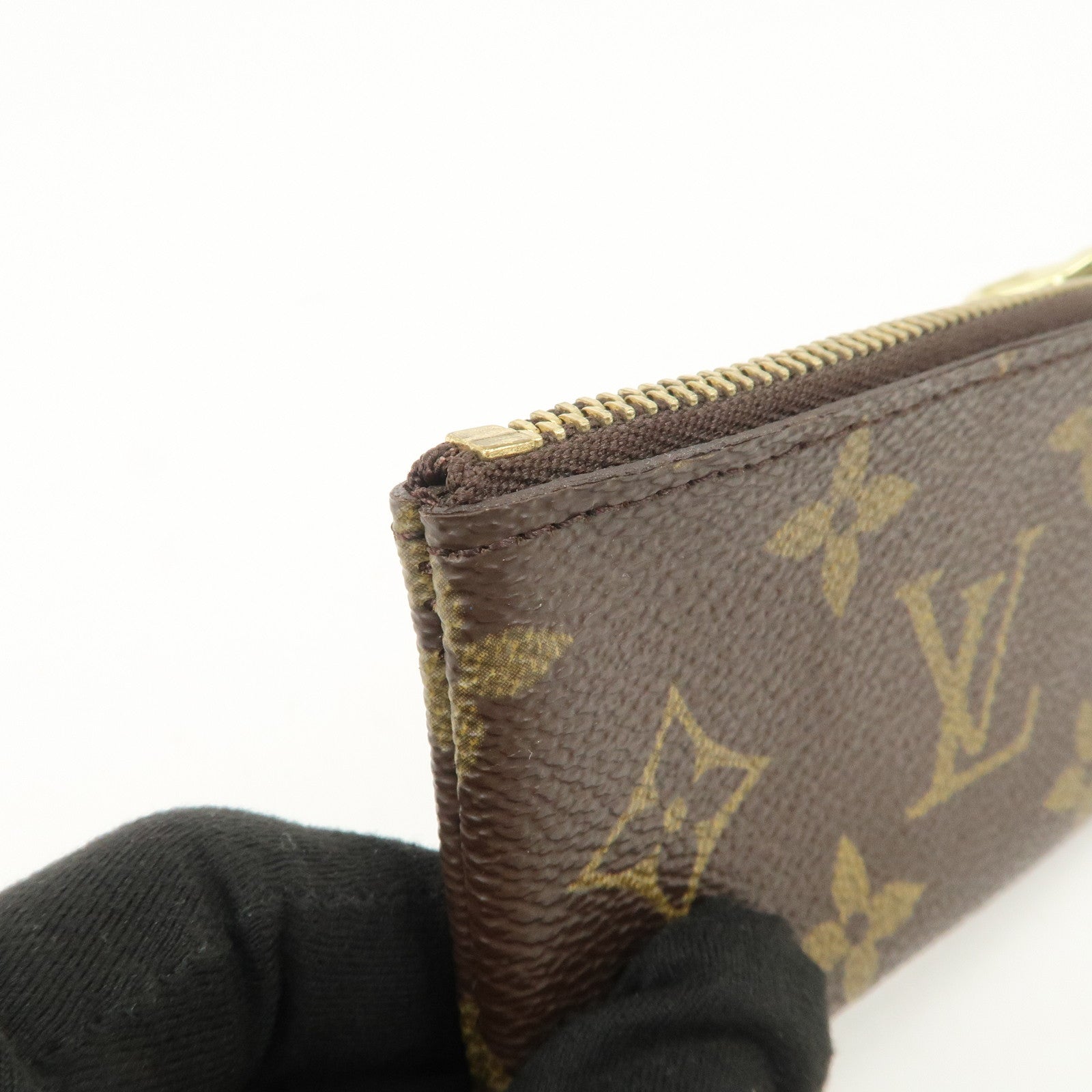 Louis Vuitton Monogram Pochette Cles Coin Case Key Case M62650
