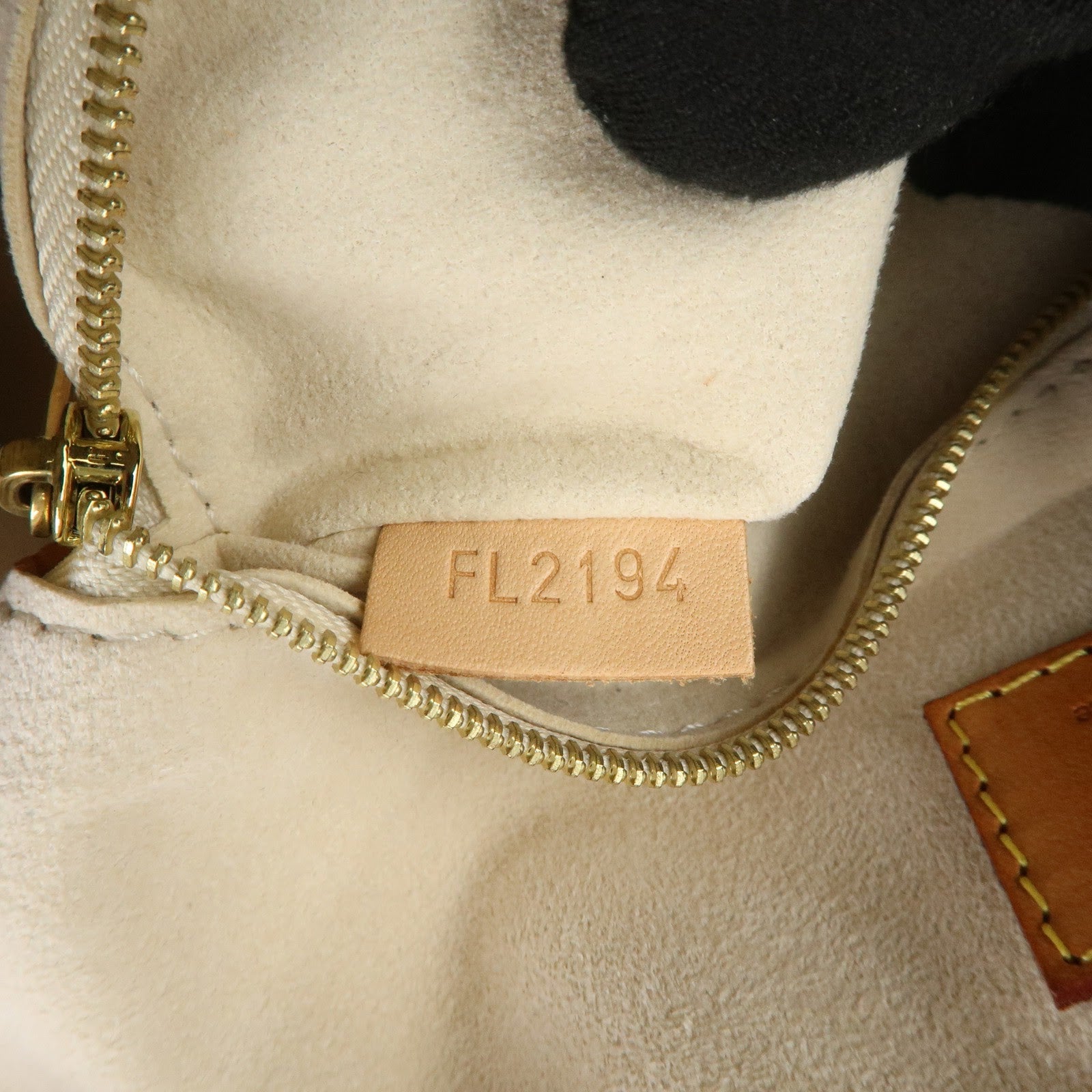Louis Vuitton Epi Leather Dock PM Hand Bag Coquelicot M93246