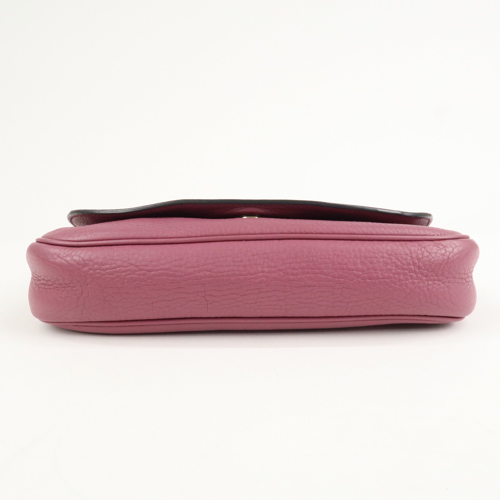 GUCCI SOHO Leather Chain Shoulder Bag Purse Purple 336752