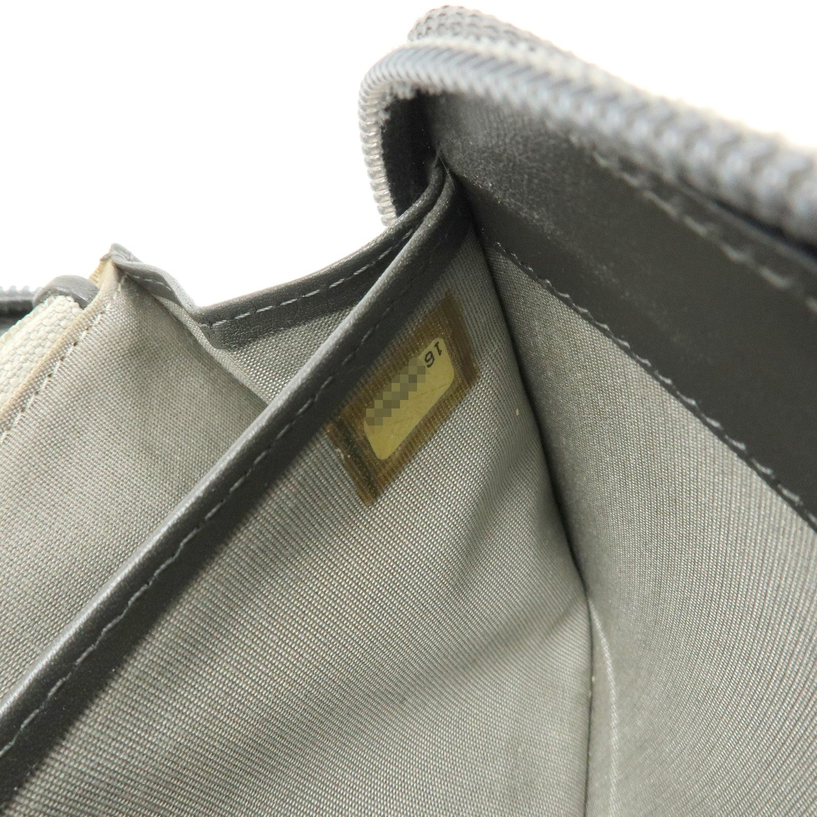 CHANEL COCO Mark Caviarskin Round Zippy Long Wallet Gray