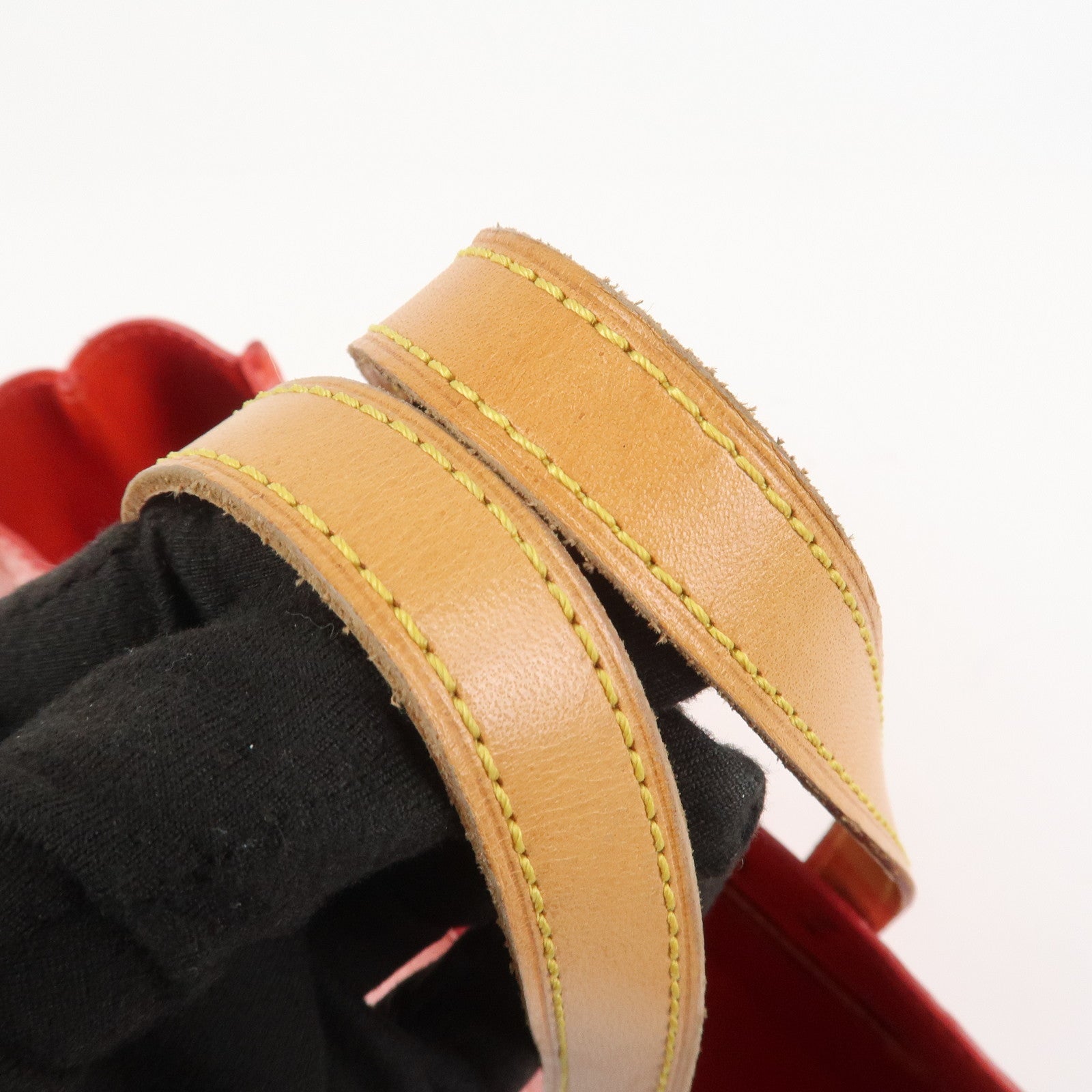 Louis Vuitton Monogram Vernis Lead PM Hand Bag Rouge M91088