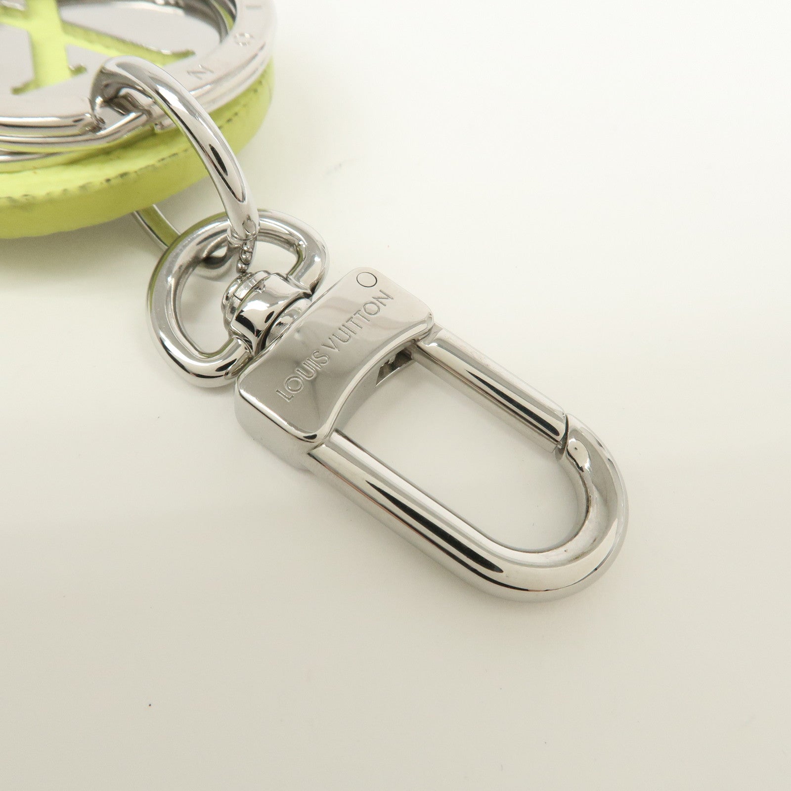 Louis Vuitton Circle Leather Metal Bag Charm Key Chain Lime M02470