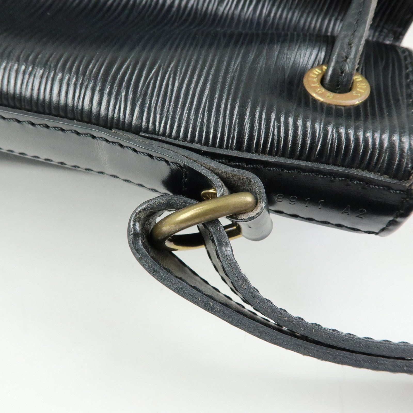 Louis Vuitton Epi Noe Shoulder Bag Hand Bag Noir Black M59002