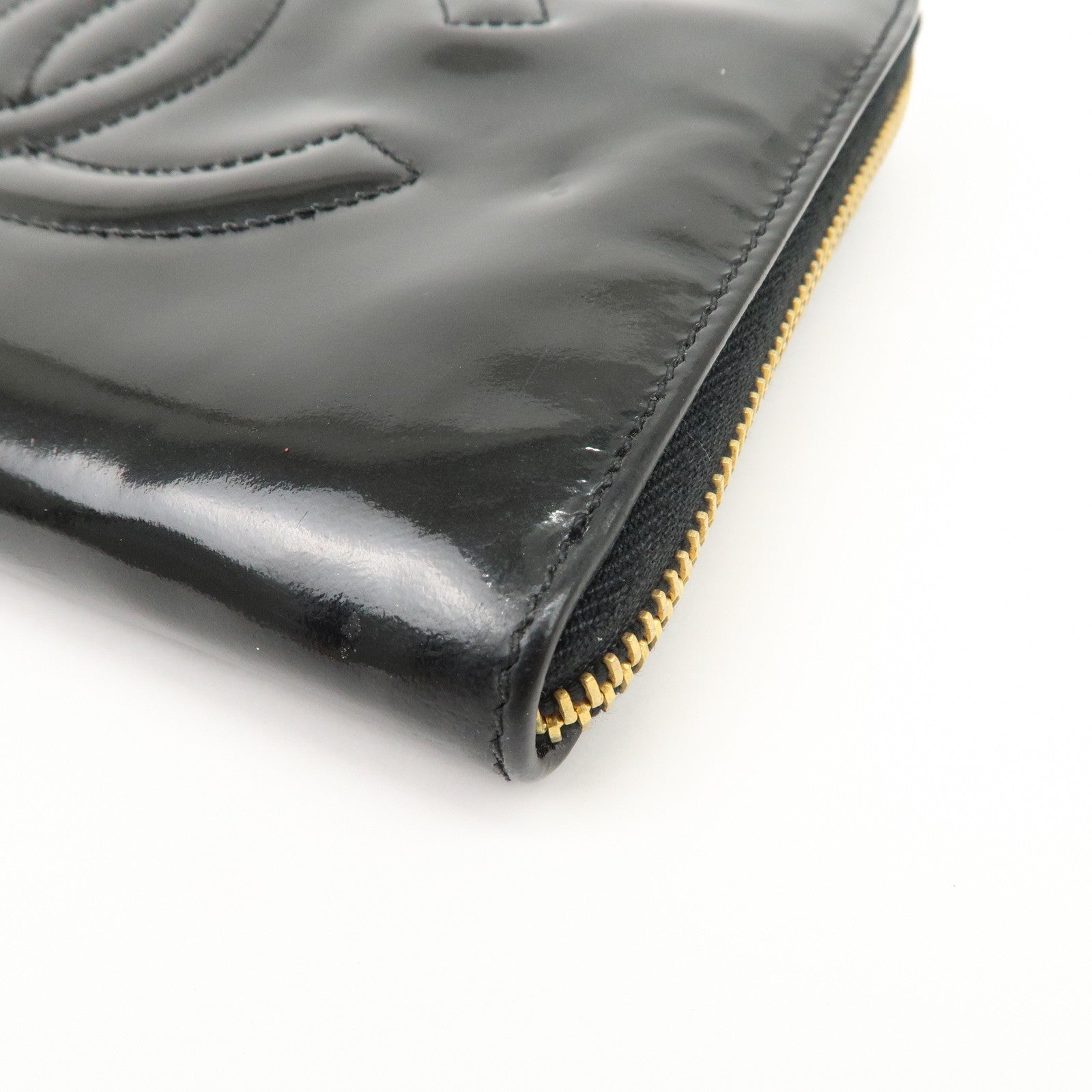 CHANEL Patent Leather Round Zippy Long Wallet Black Used